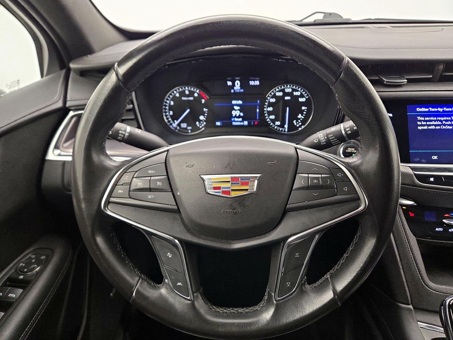 Thumbnail: 2020 Cadillac XT5 - 10