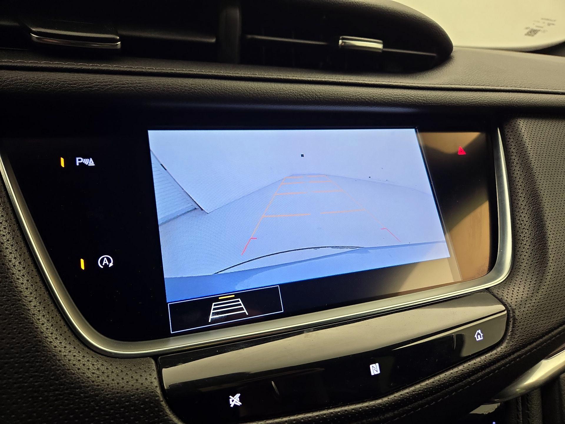 Thumbnail: 2020 Cadillac XT5 - 14