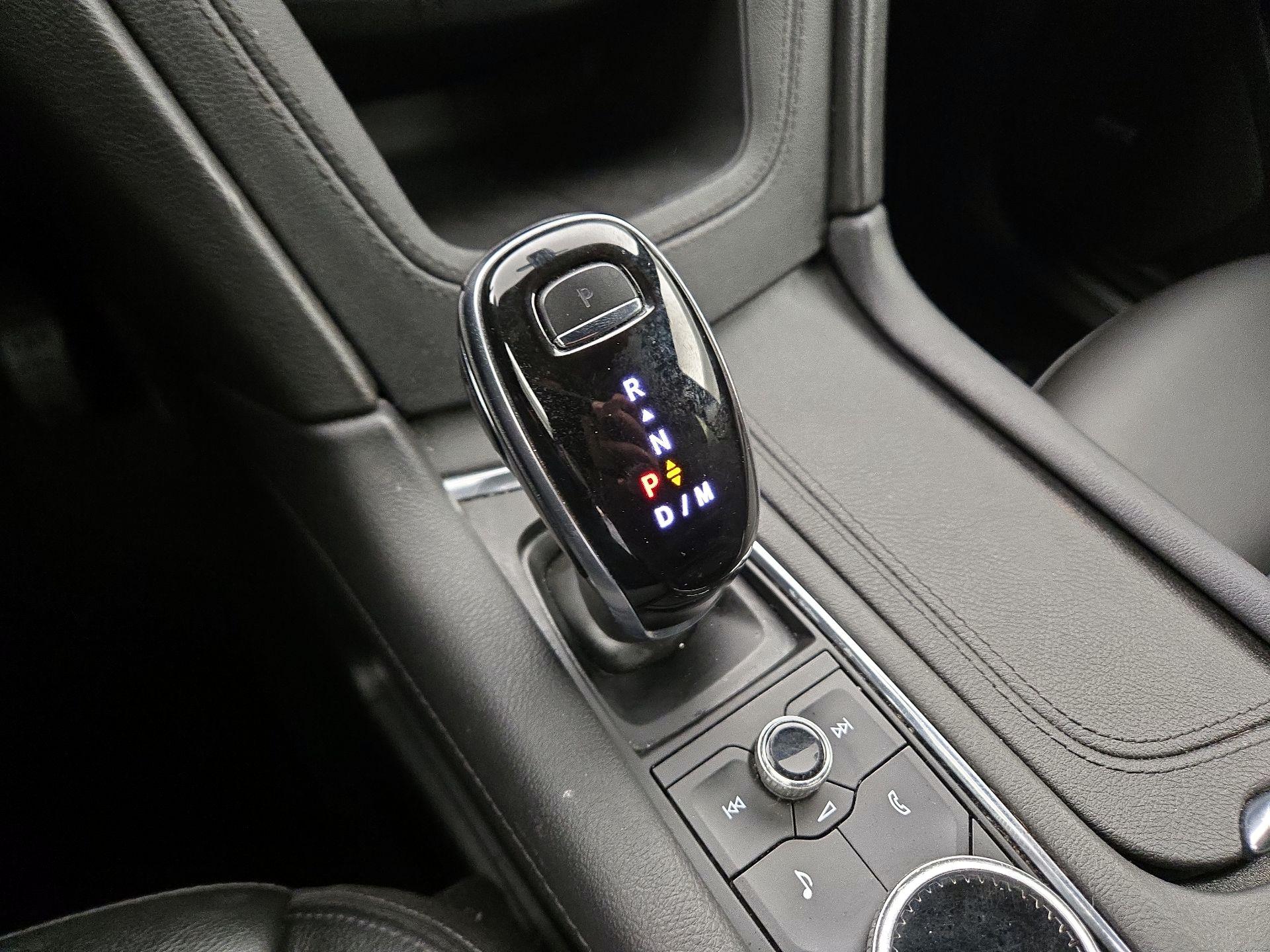 Thumbnail: 2020 Cadillac XT5 - 17