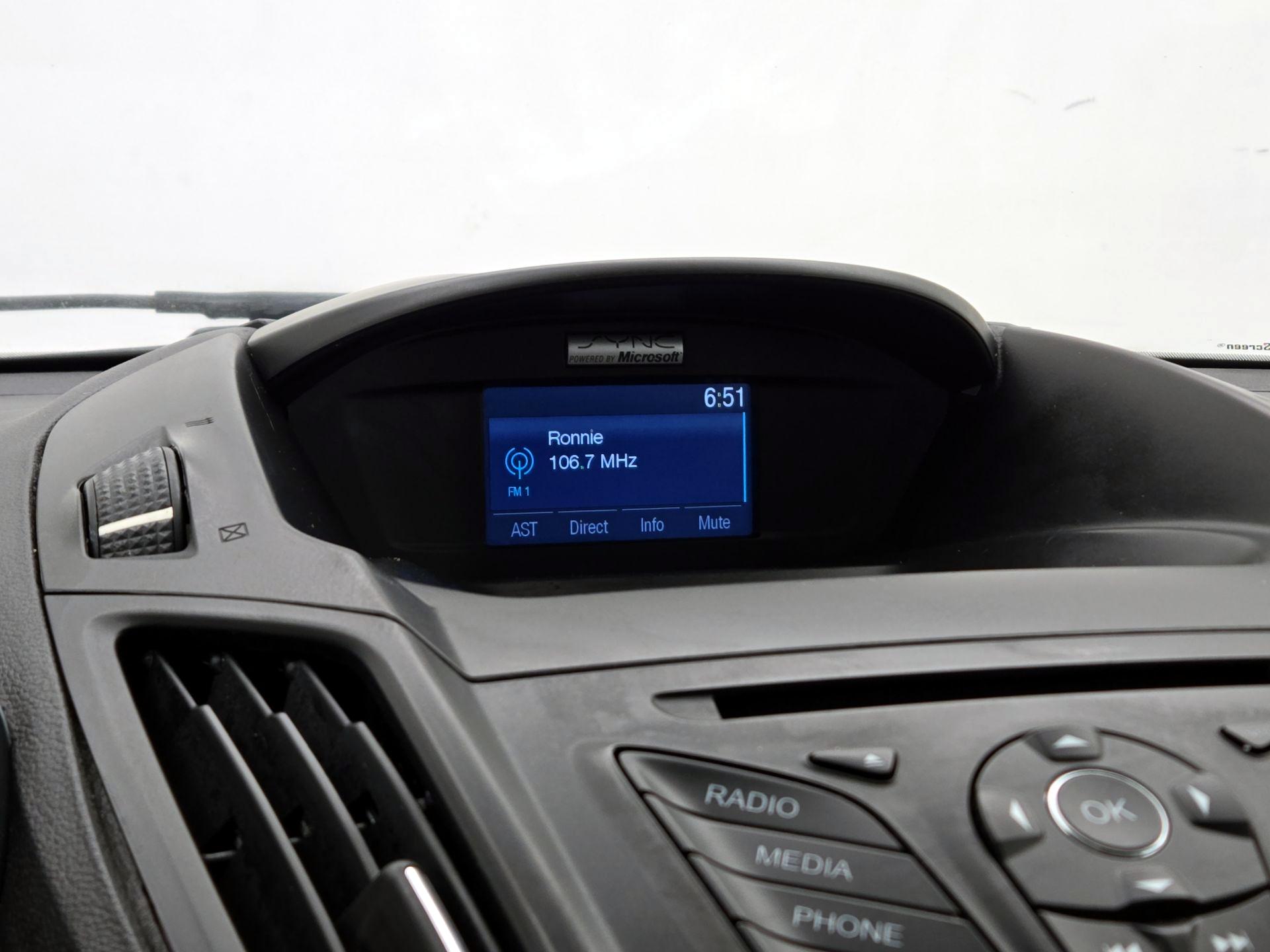 Thumbnail: 2014 Ford Escape - 15