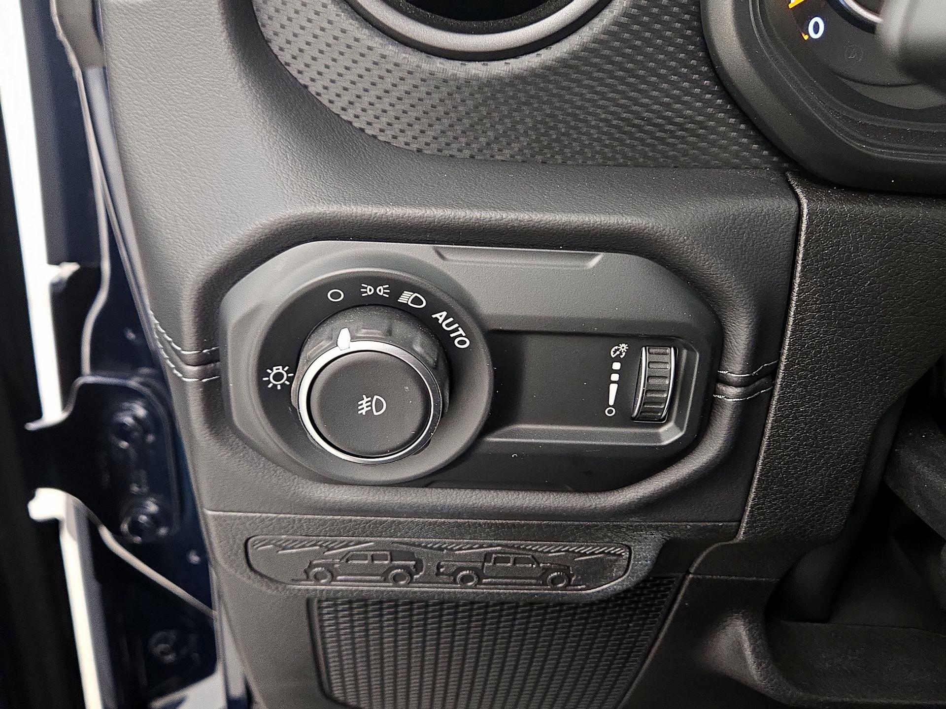 Thumbnail: 2025 Jeep Wrangler - 13