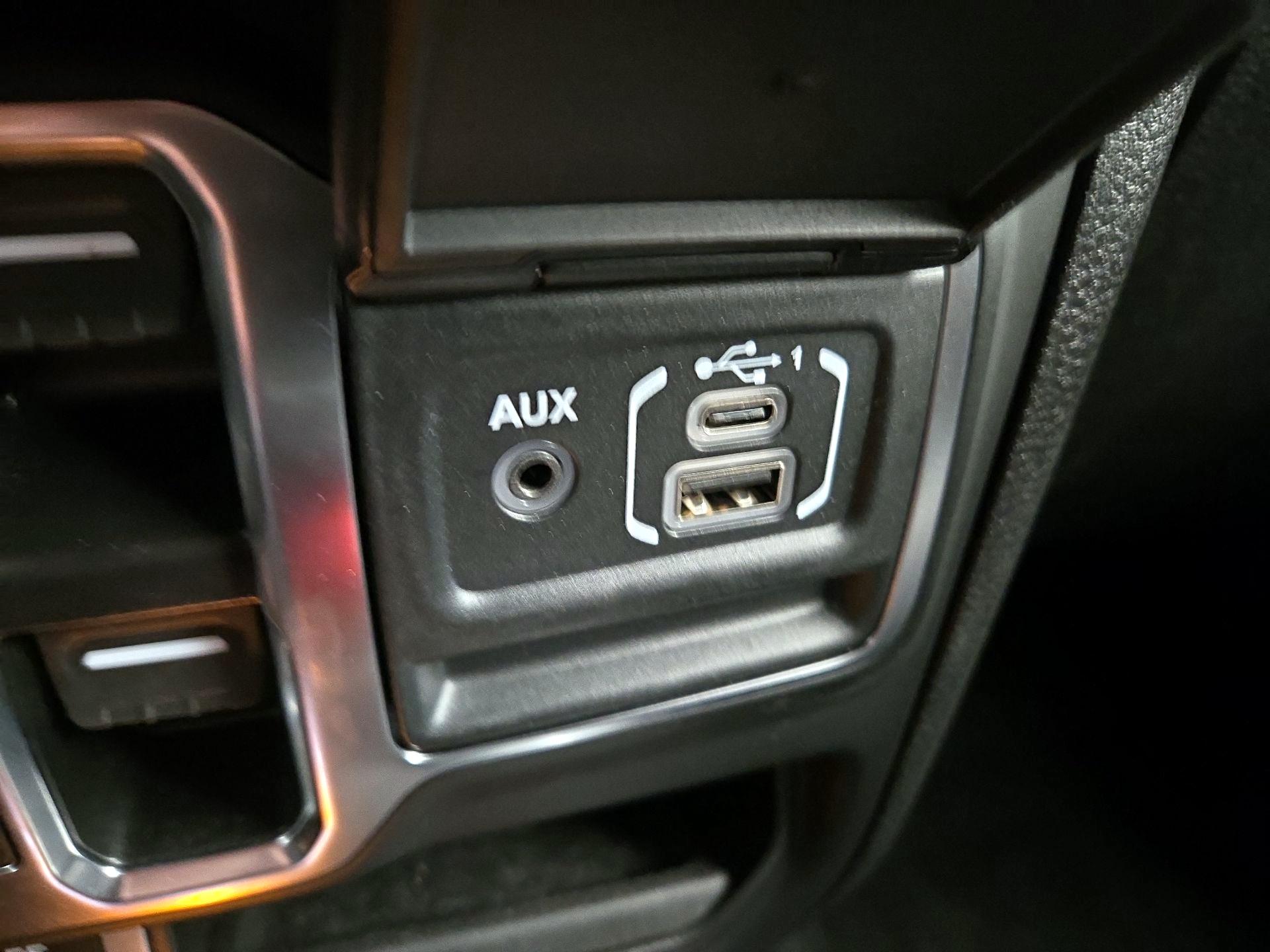 Thumbnail: 2025 Jeep Wrangler - 19