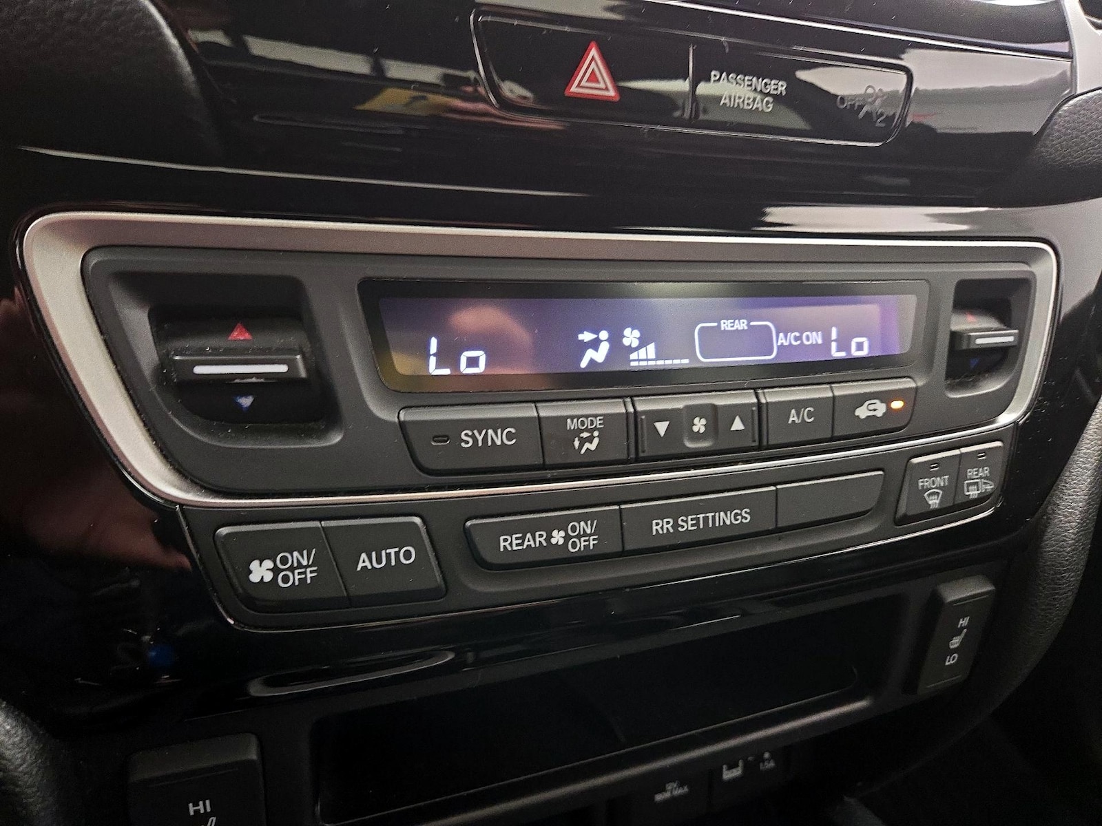 2017 Honda Ridgeline Black Edition - Photo 18