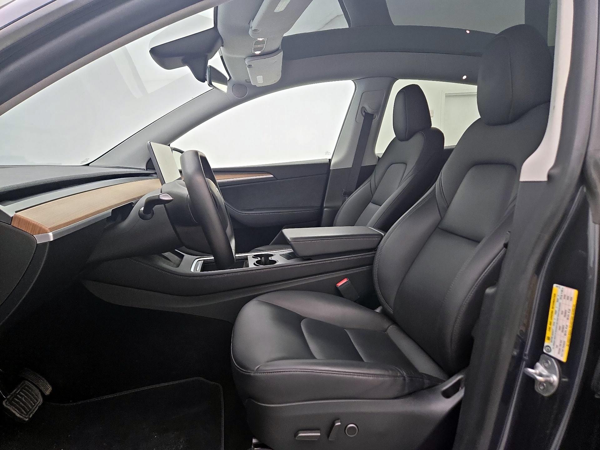 Thumbnail: 2024 Tesla Model Y - 11