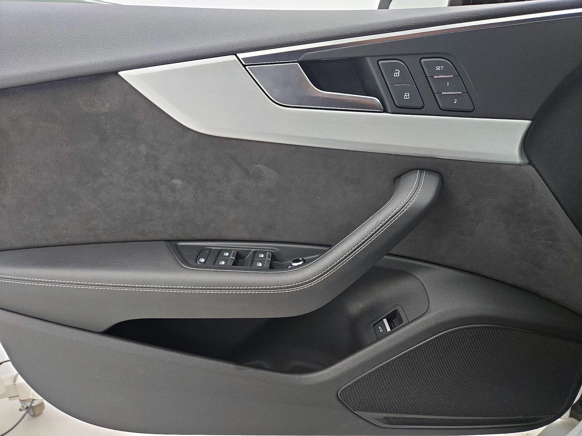 Thumbnail: 2019 Audi S5 - 12