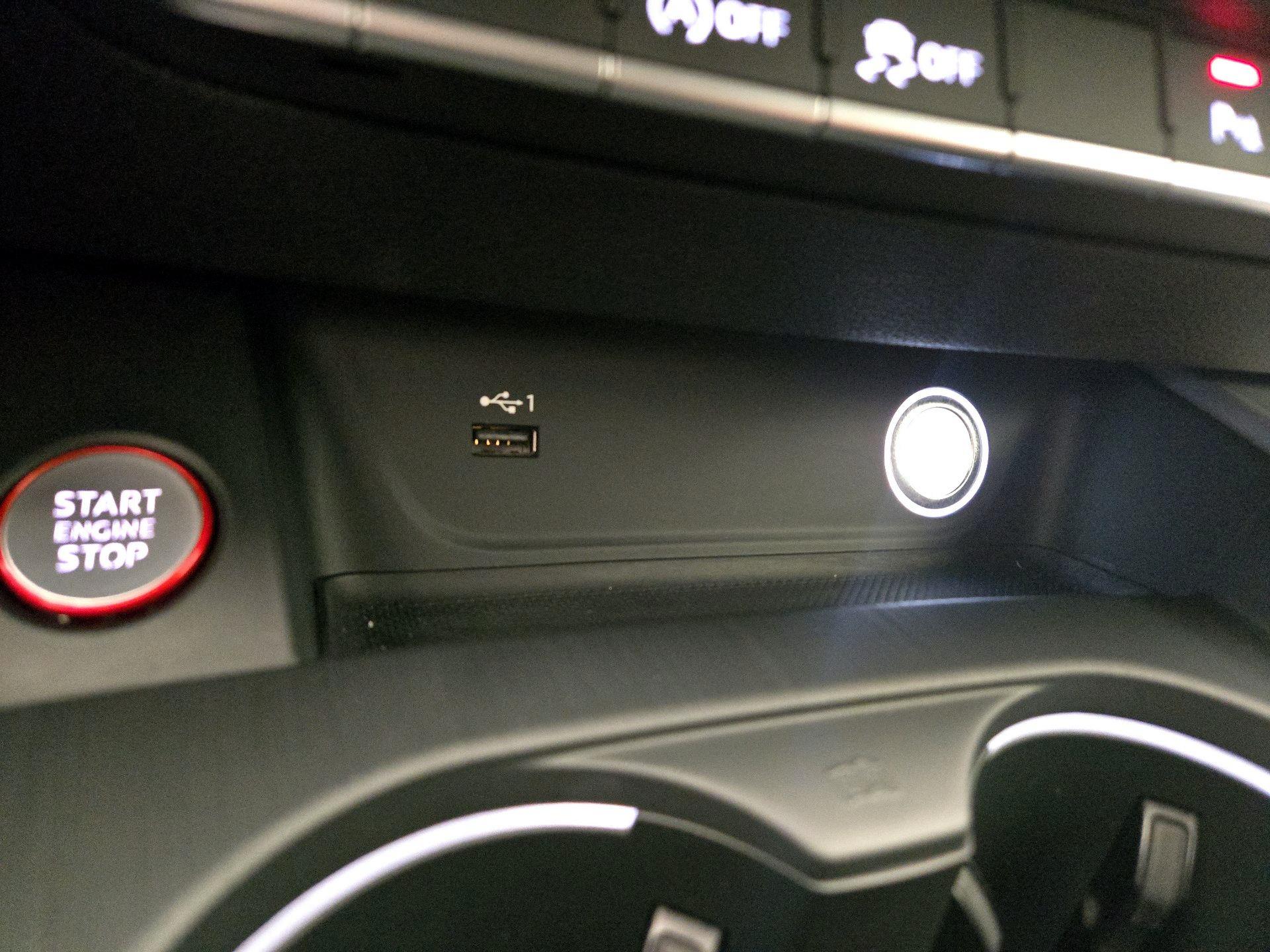 Thumbnail: 2019 Audi S5 - 19