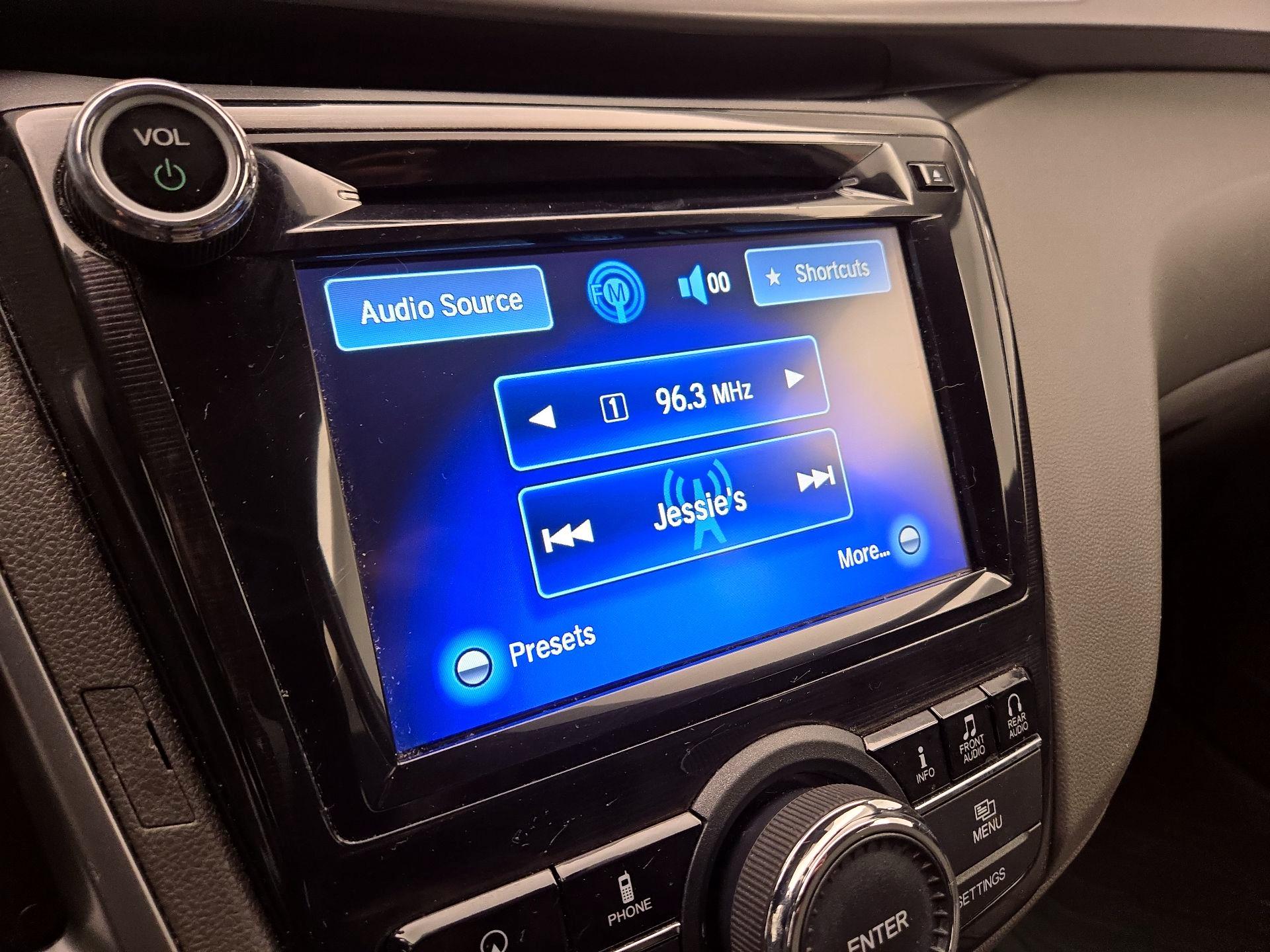 Thumbnail: 2017 Honda Odyssey - 16