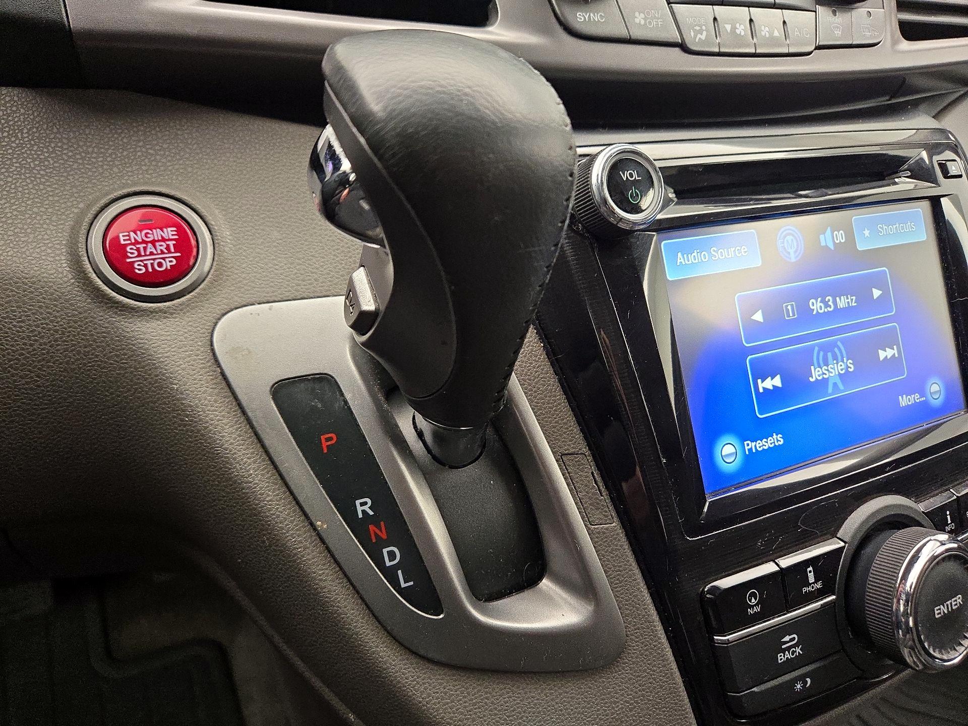 Thumbnail: 2017 Honda Odyssey - 18