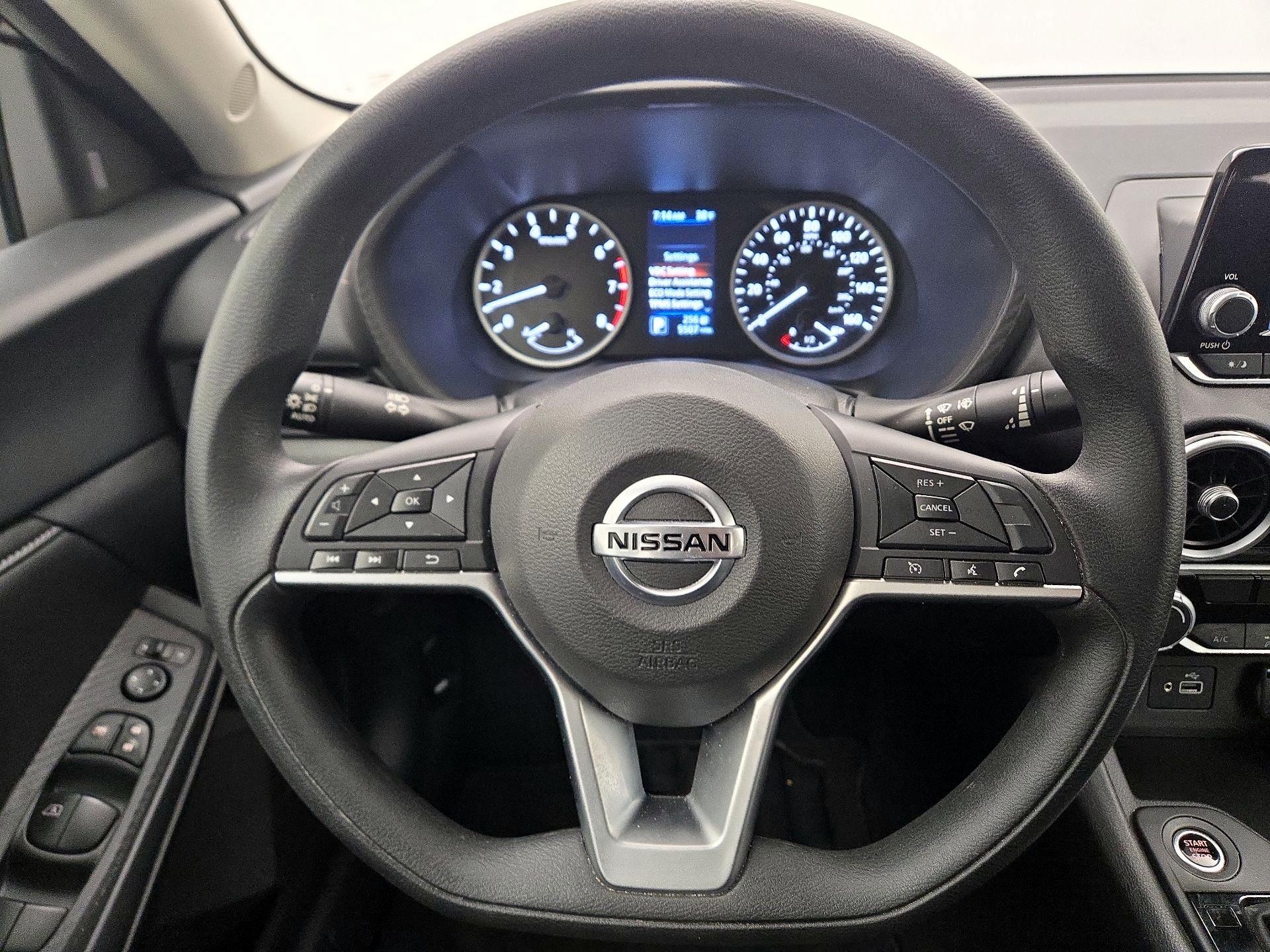 Thumbnail: 2023 Nissan Sentra - 10