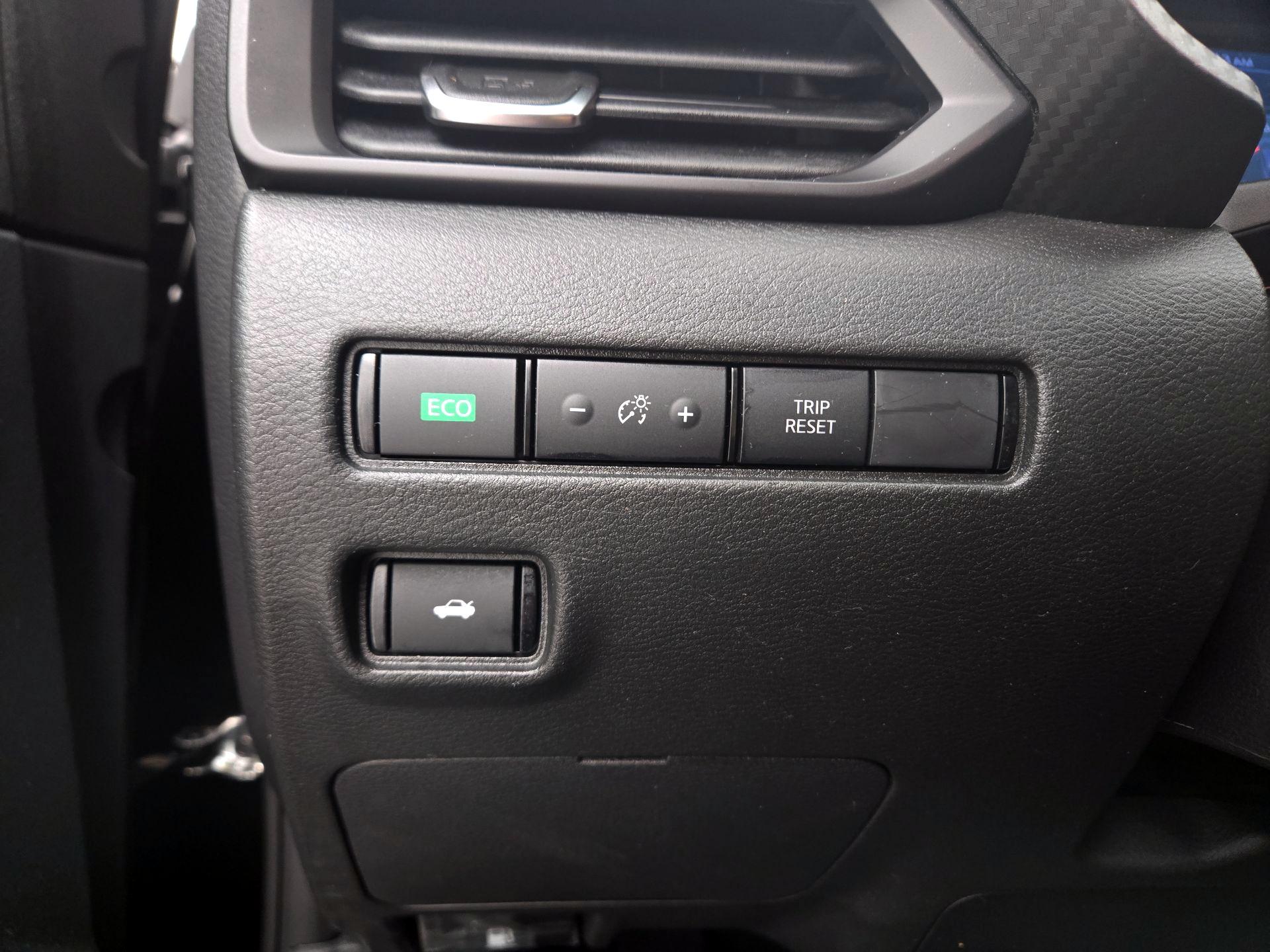 Thumbnail: 2023 Nissan Sentra - 13