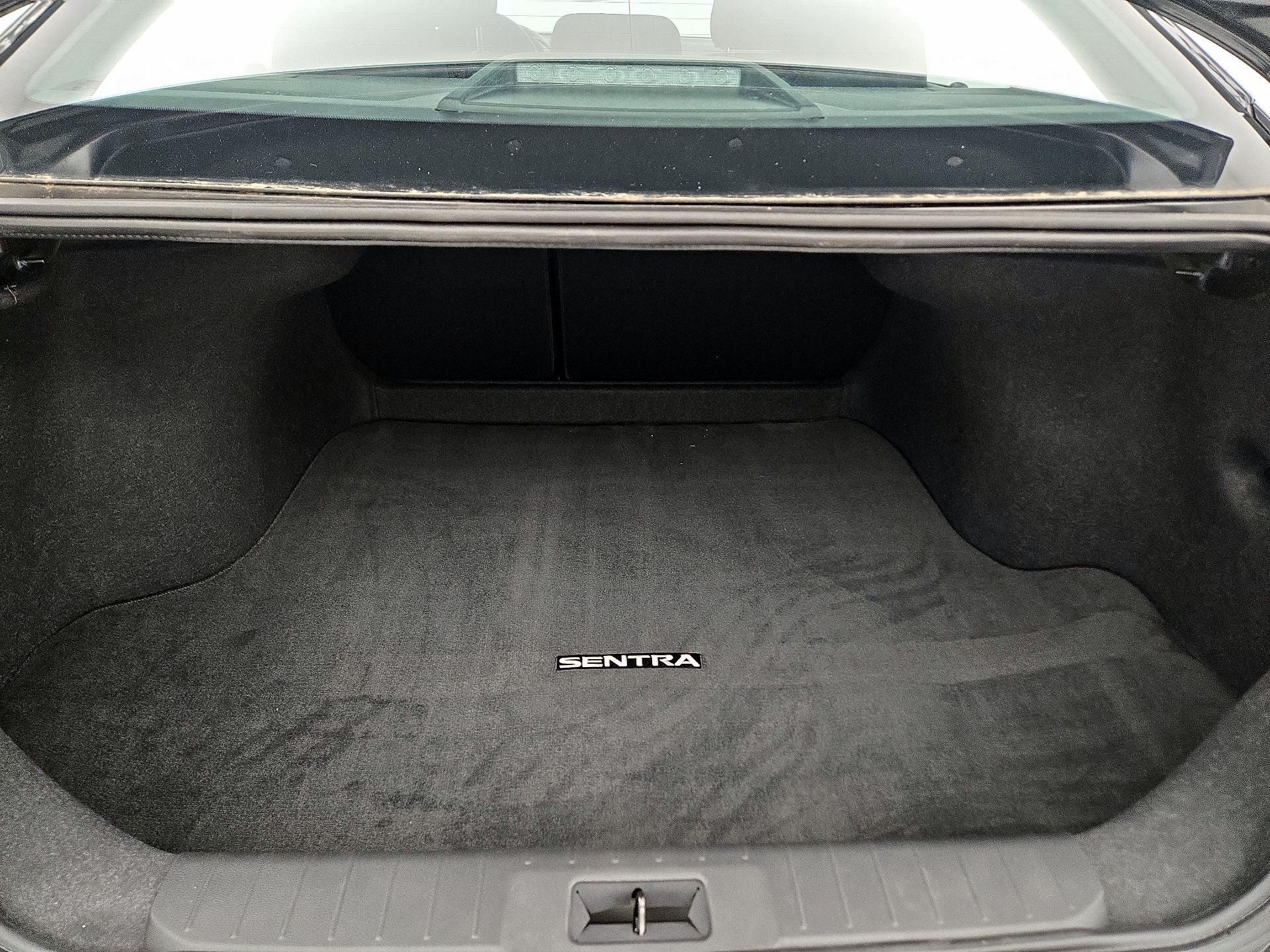 Thumbnail: 2023 Nissan Sentra - 20