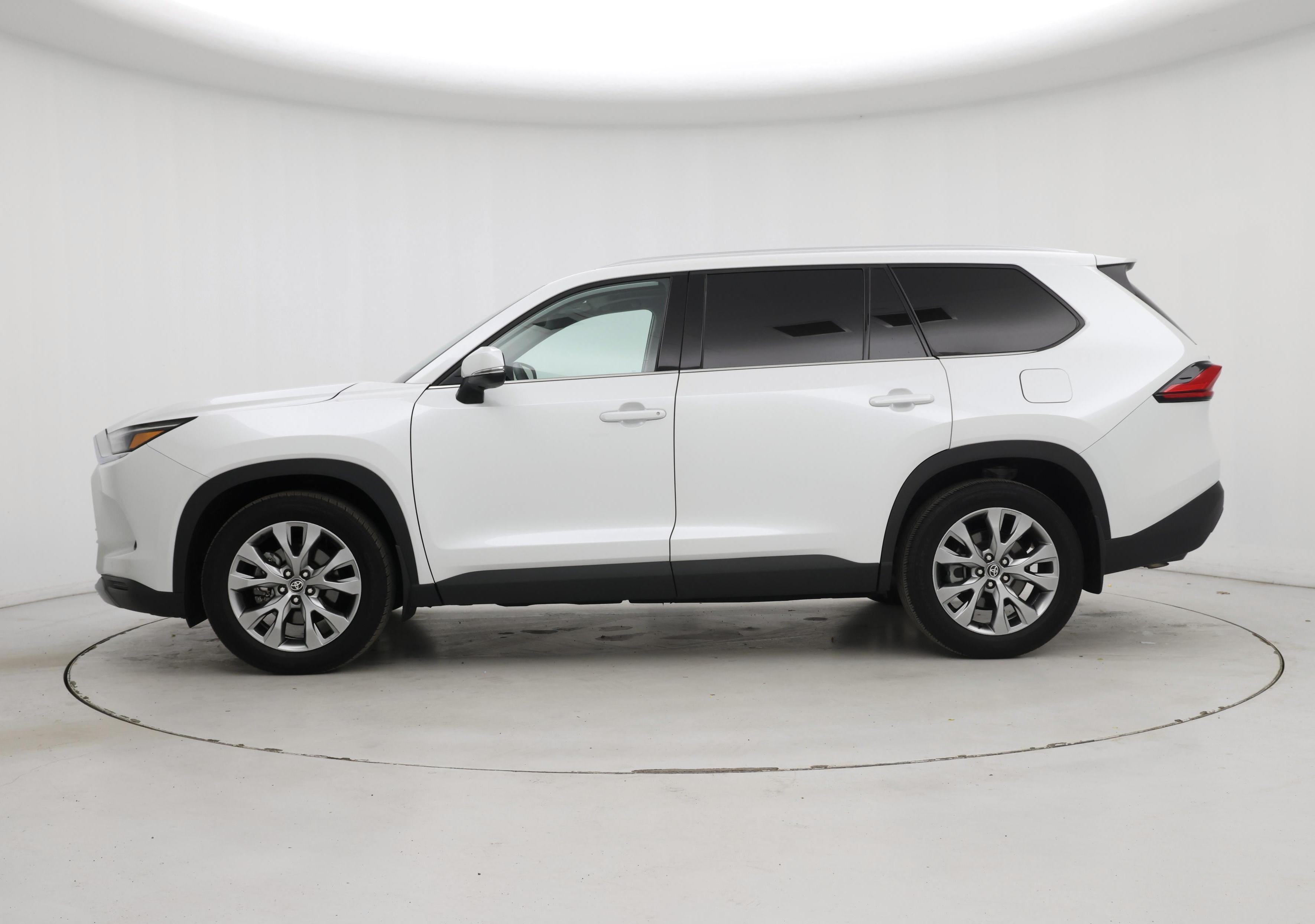 Thumbnail: 2024 Toyota Grand Highlander - 3