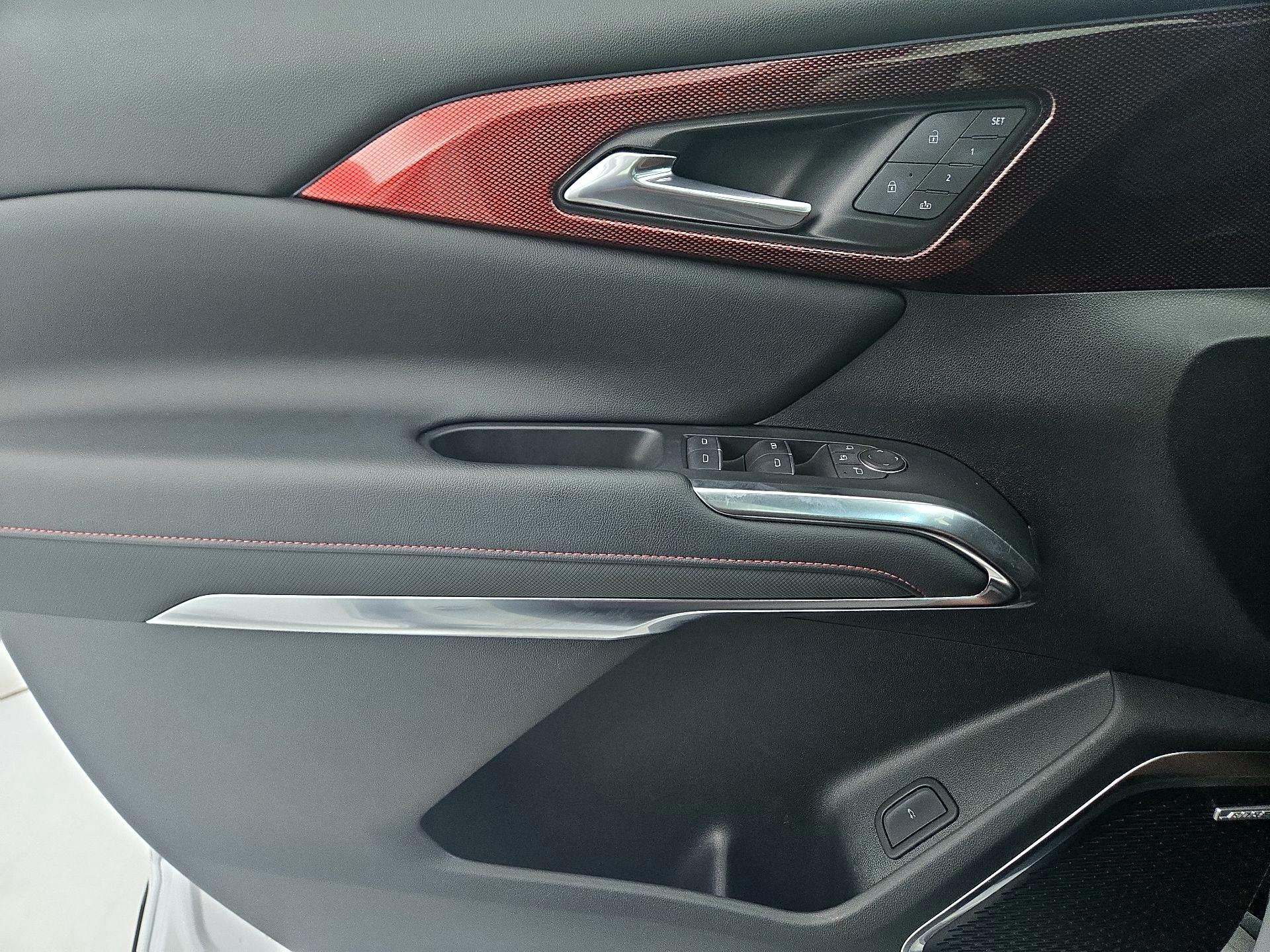 Thumbnail: 2024 Chevrolet Traverse - 12