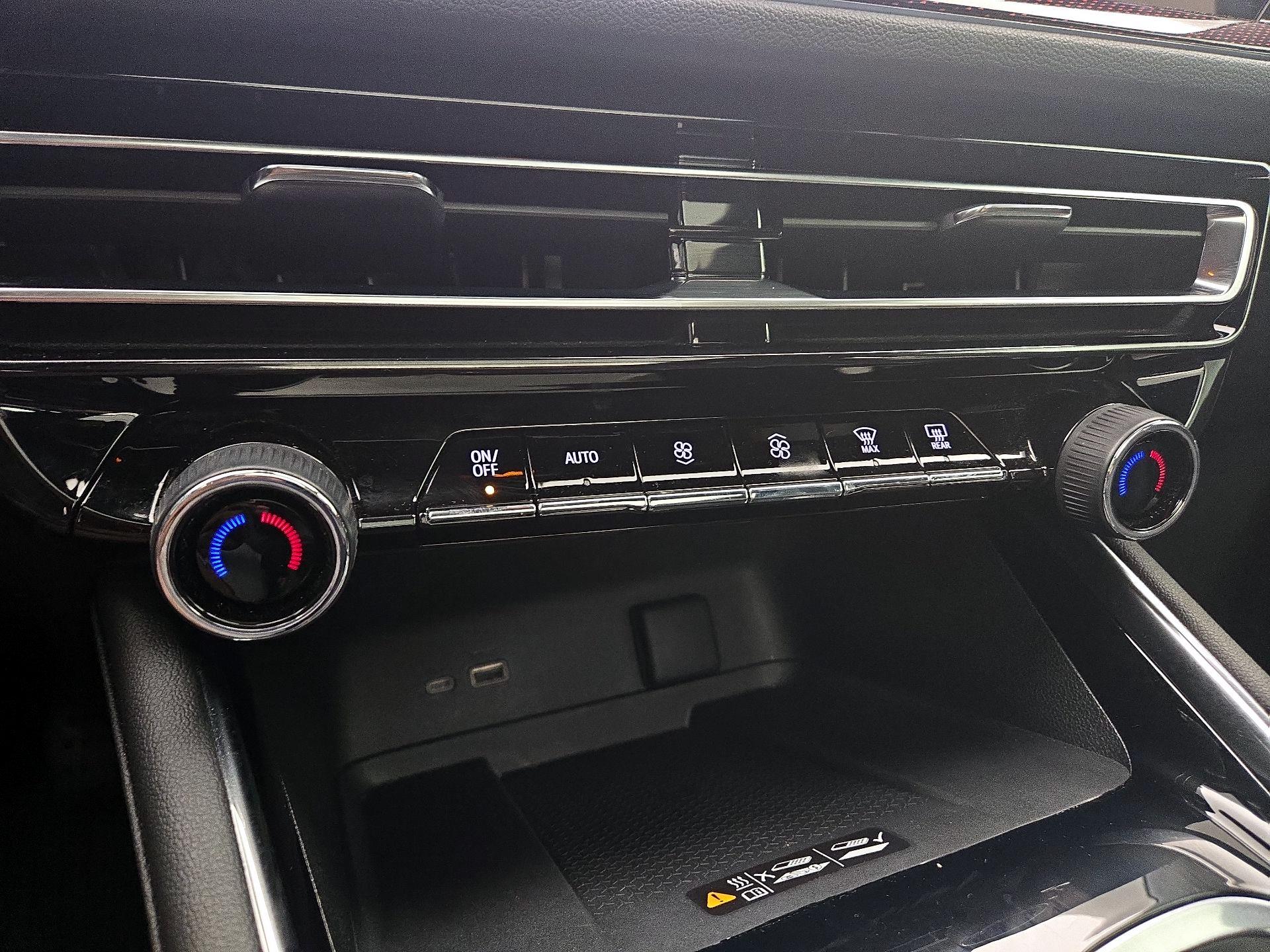 Thumbnail: 2024 Chevrolet Traverse - 17