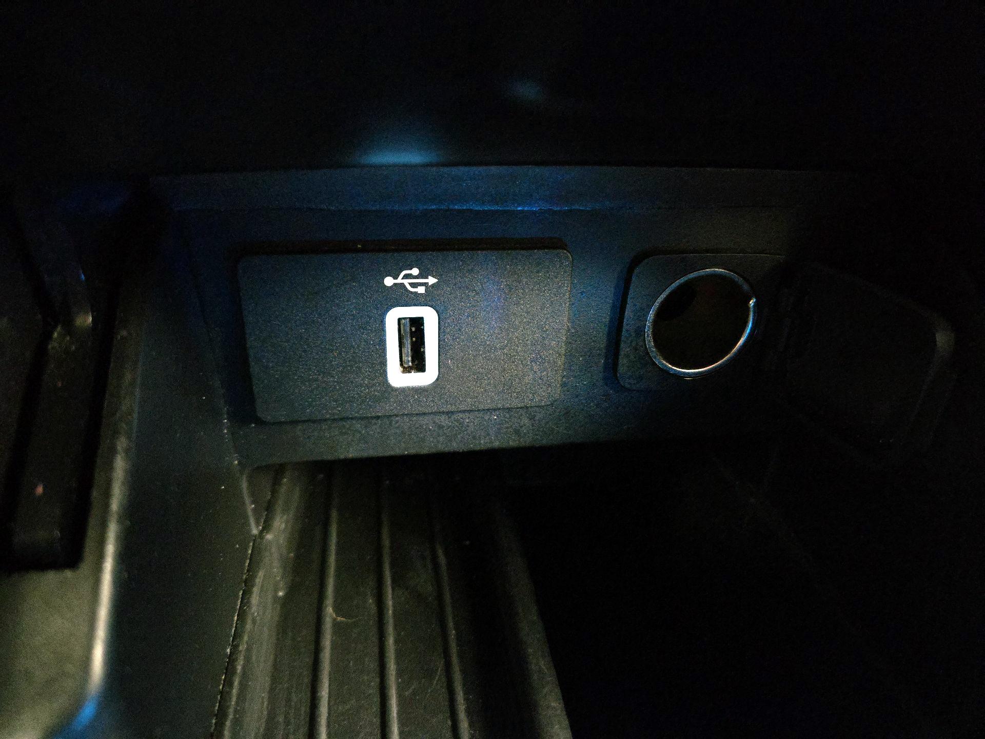 Thumbnail: 2018 Ford Explorer - 18