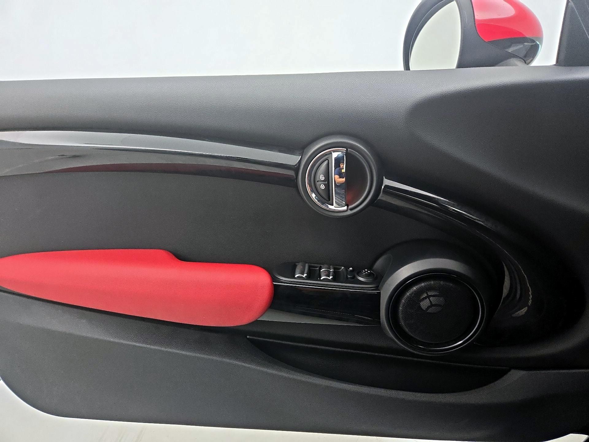 Thumbnail: 2017 MINI Cooper - 12