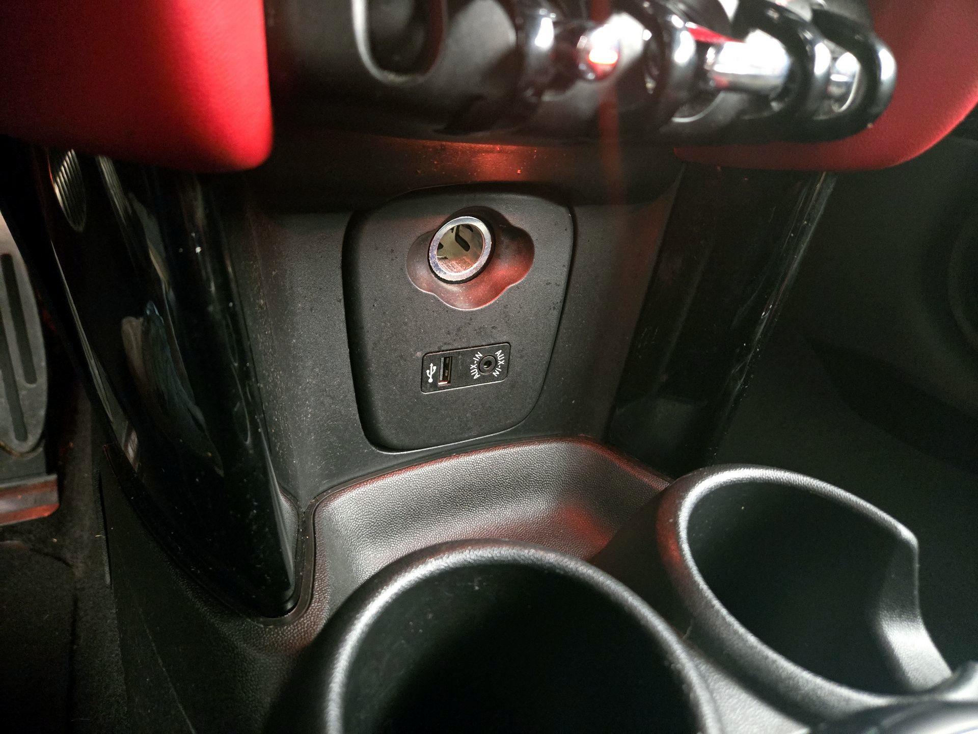 Thumbnail: 2017 MINI Cooper - 19