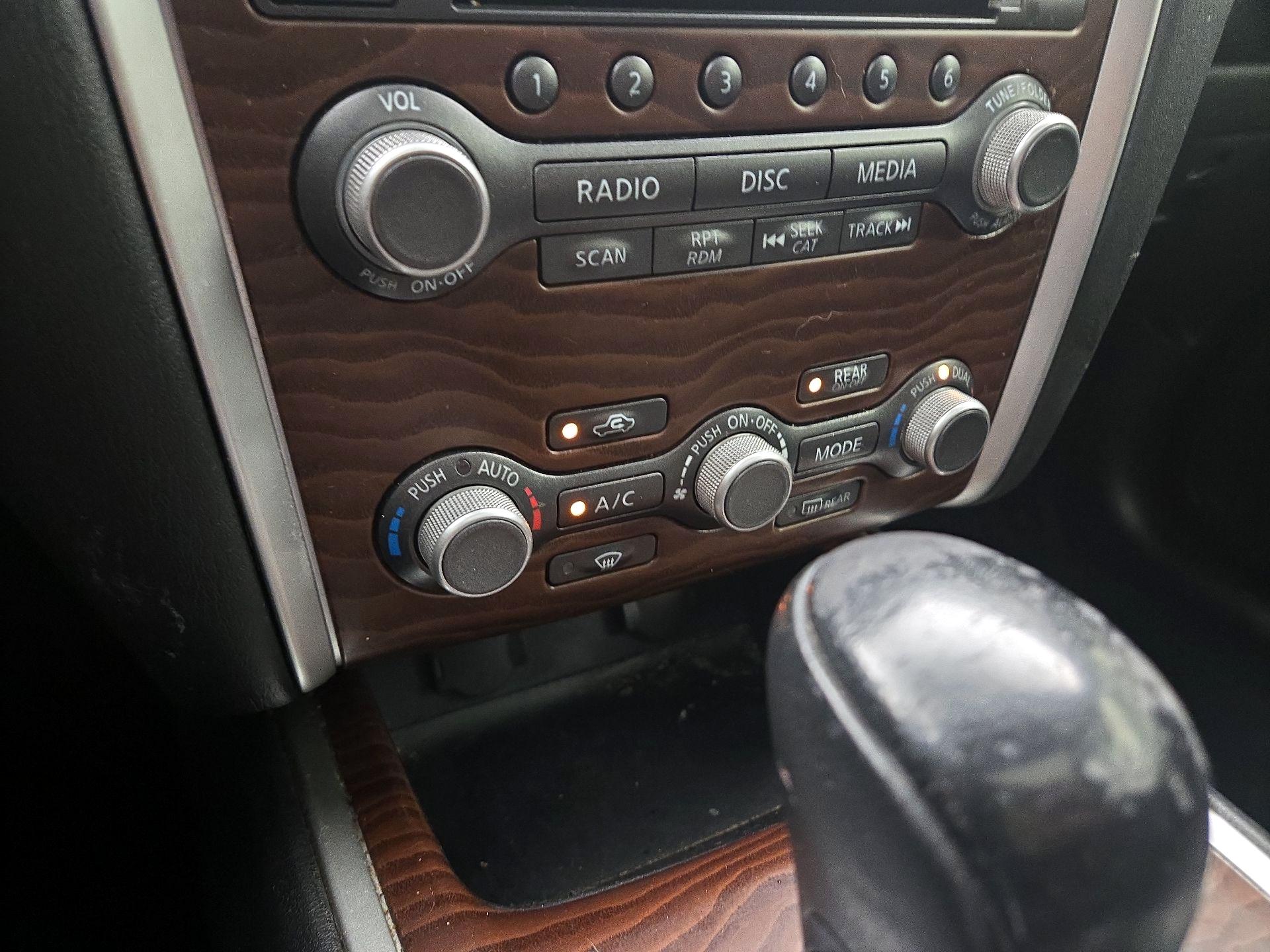 Thumbnail: 2017 Nissan Pathfinder - 17