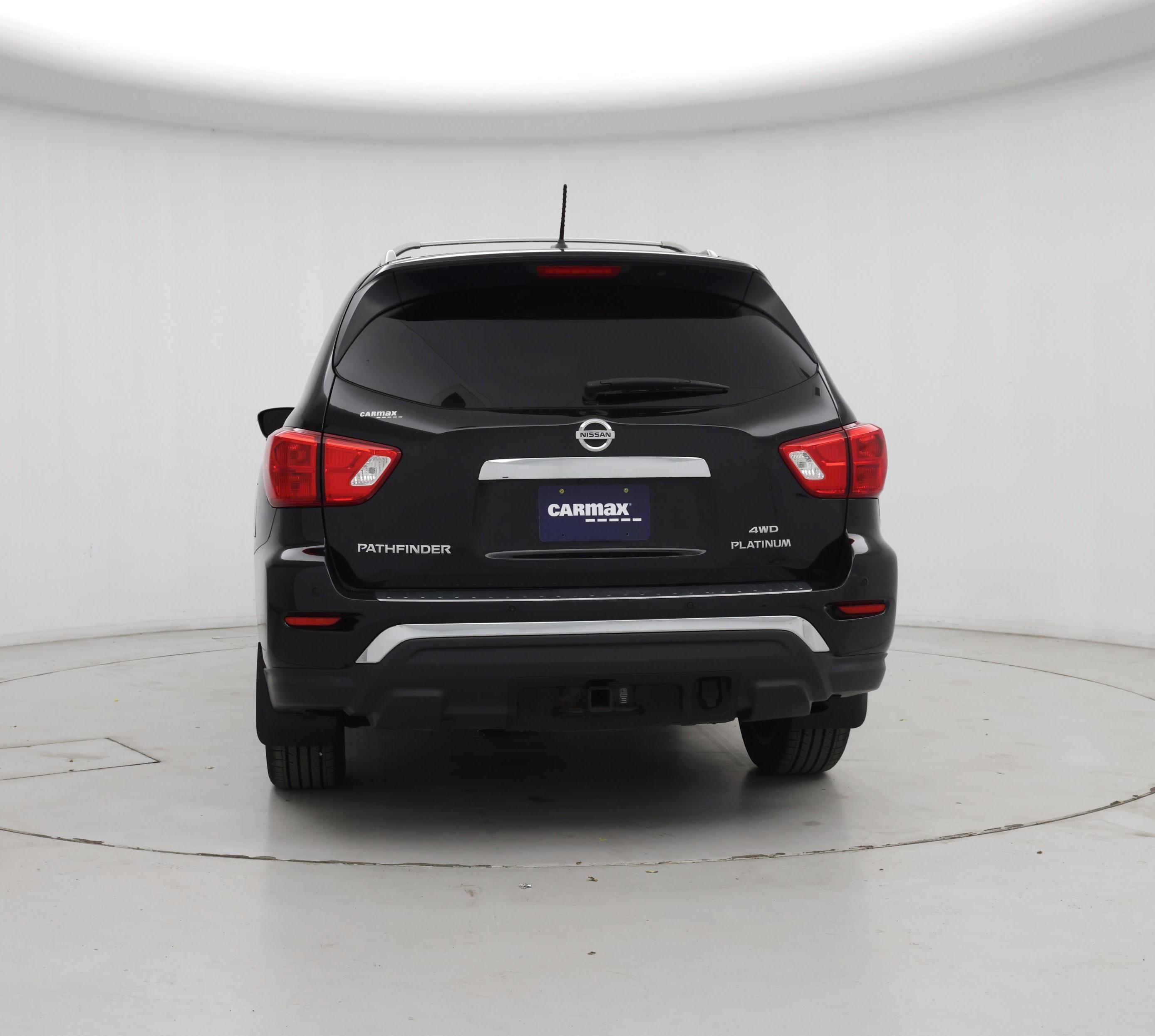 Thumbnail: 2017 Nissan Pathfinder - 6