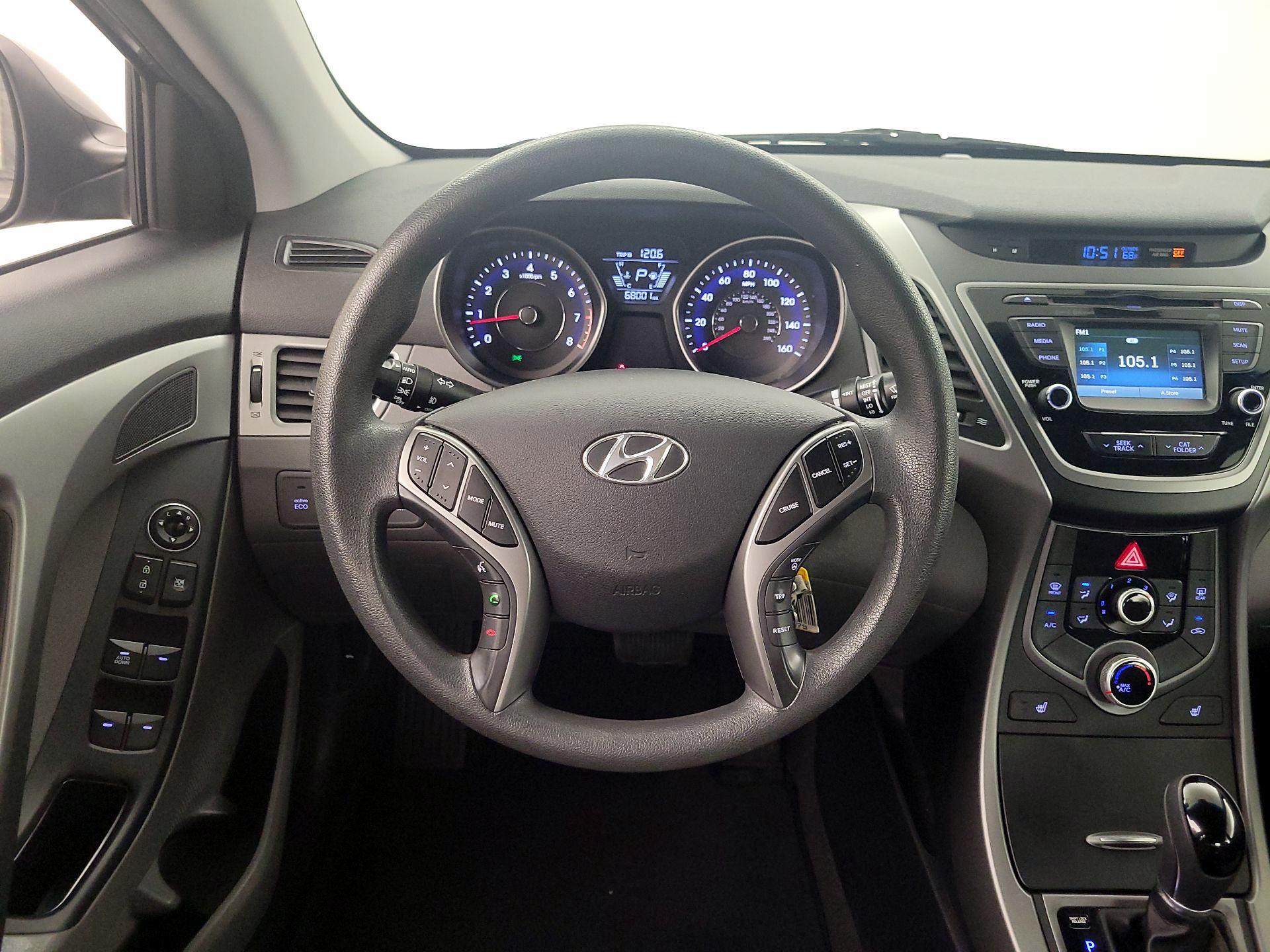 Thumbnail: 2014 Hyundai Elantra - 10