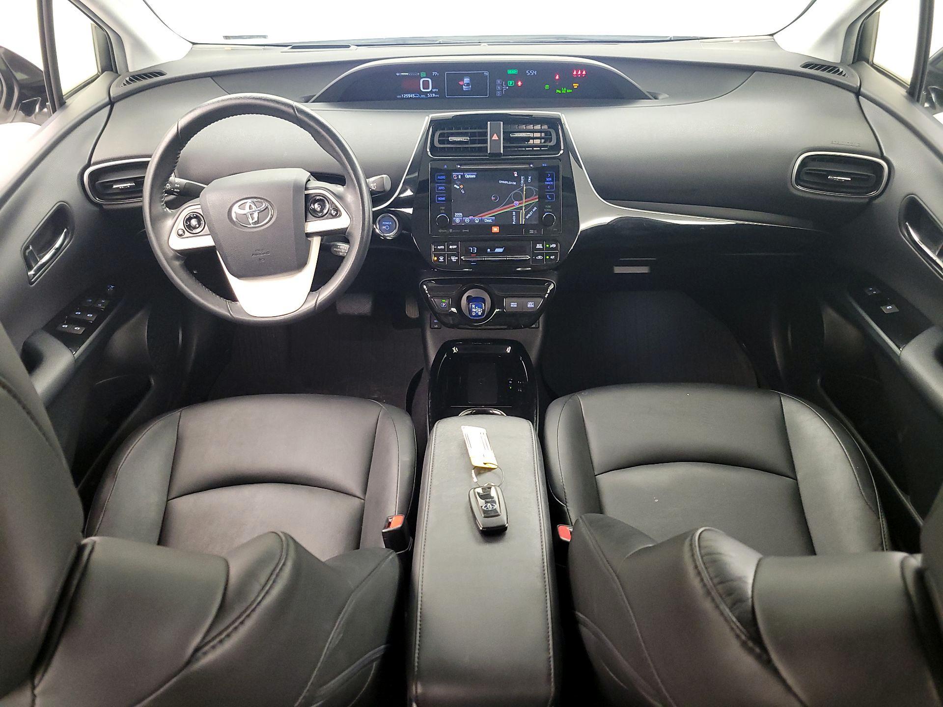 Thumbnail: 2017 Toyota Prius - 9