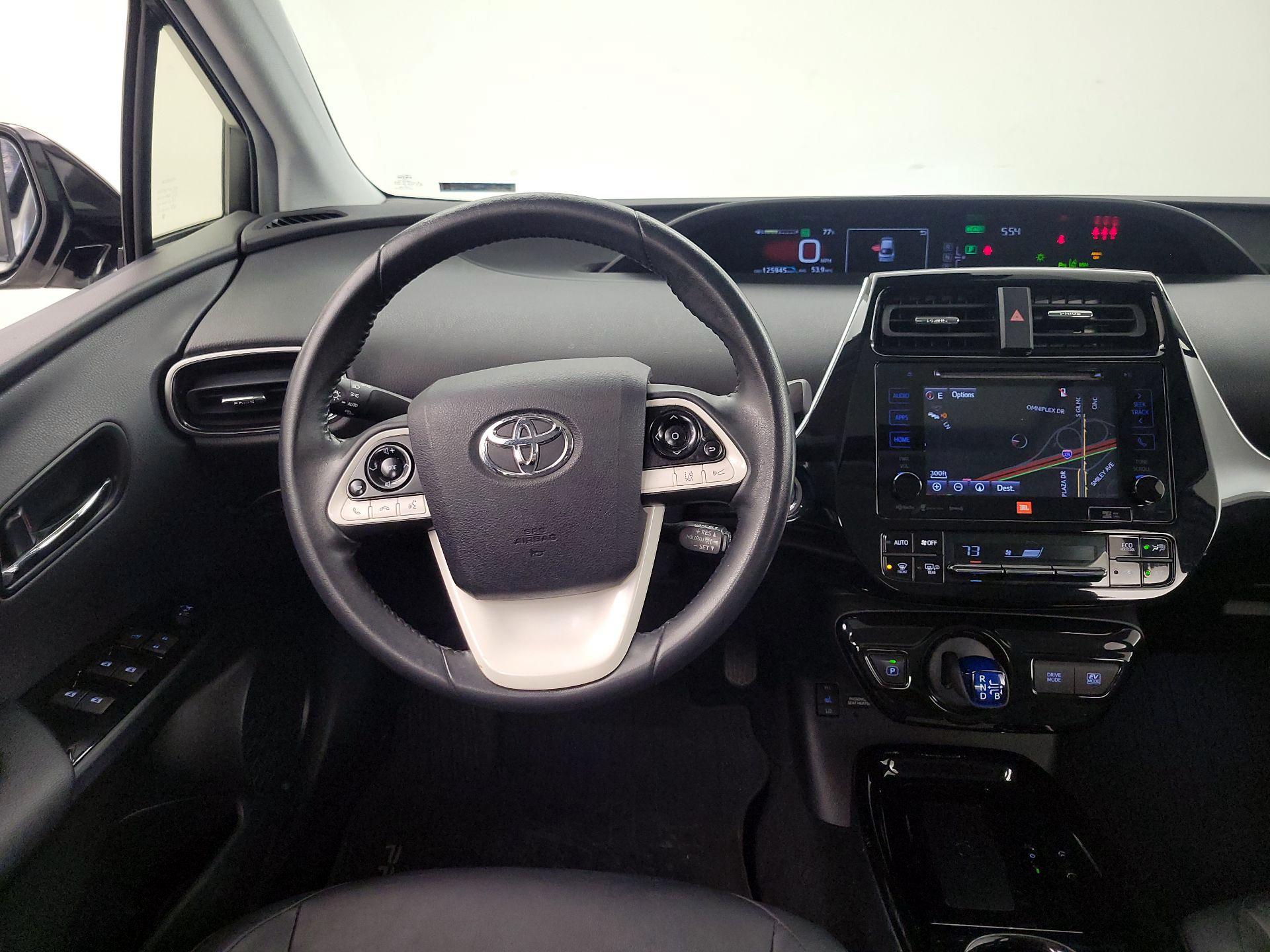 Thumbnail: 2017 Toyota Prius - 10