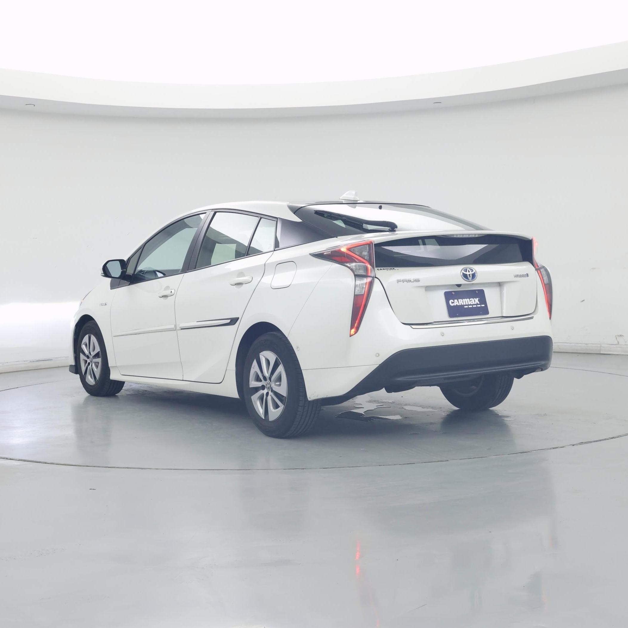 Thumbnail: 2017 Toyota Prius - 2