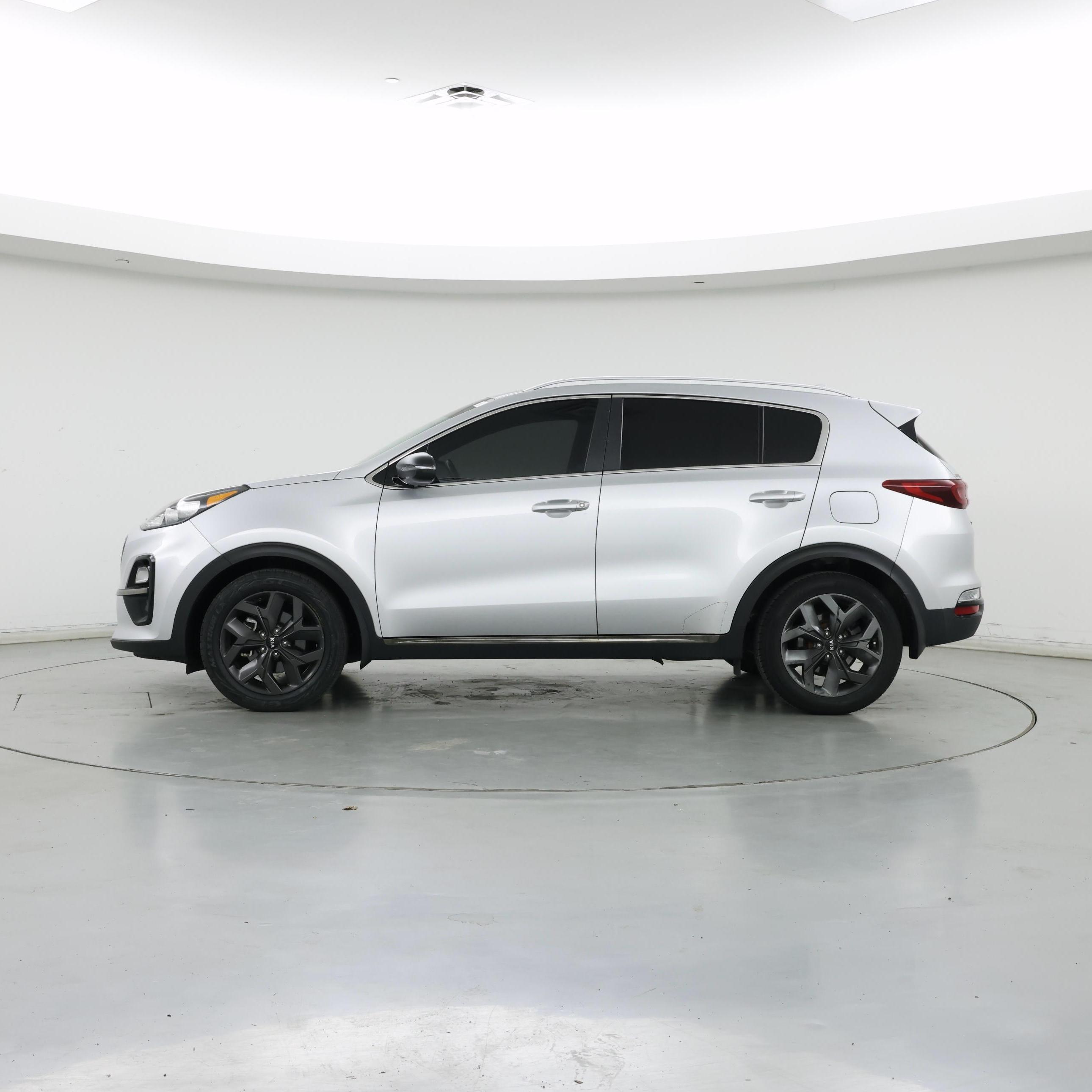 Thumbnail: 2020 Kia Sportage - 3
