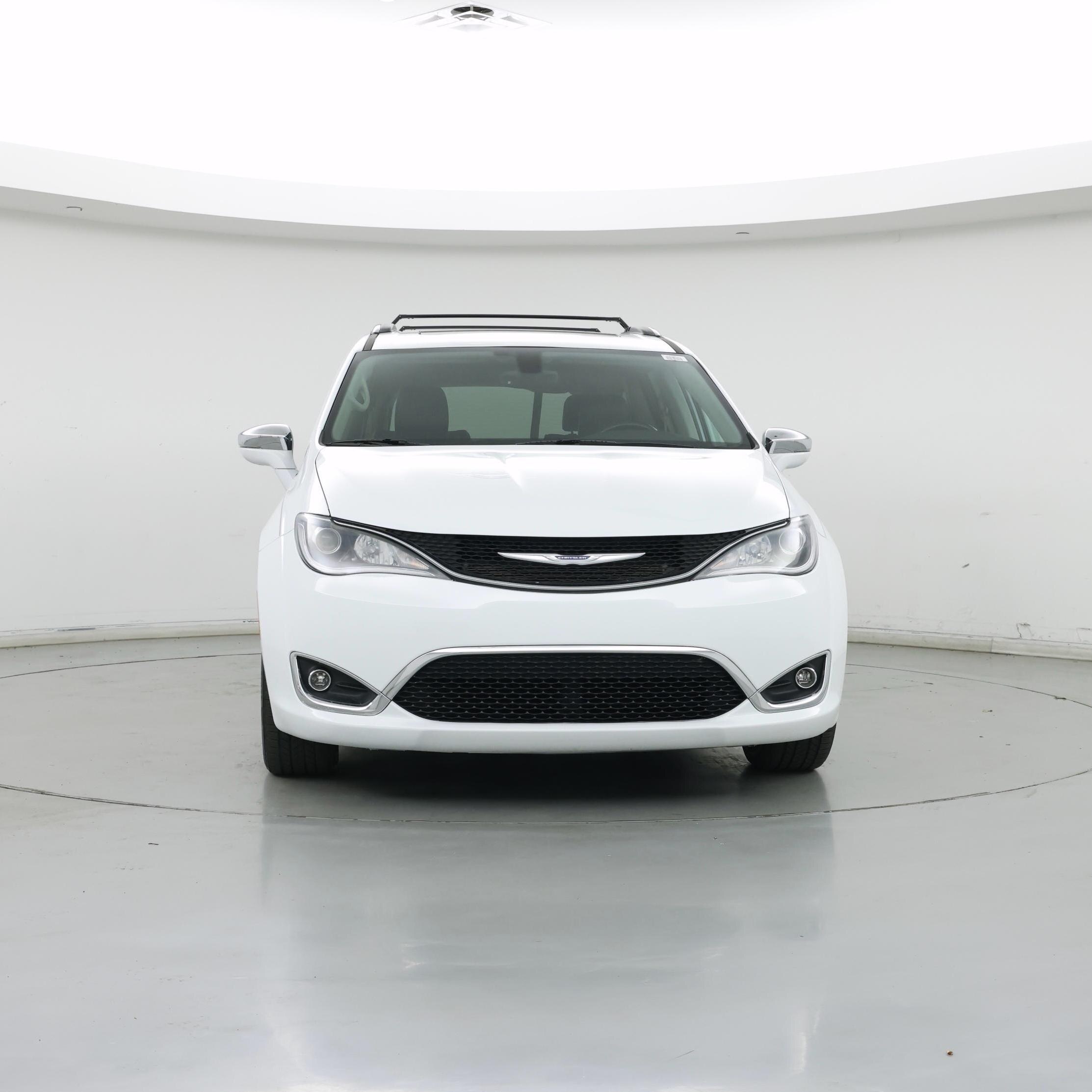 Thumbnail: 2019 Chrysler Pacifica - 5