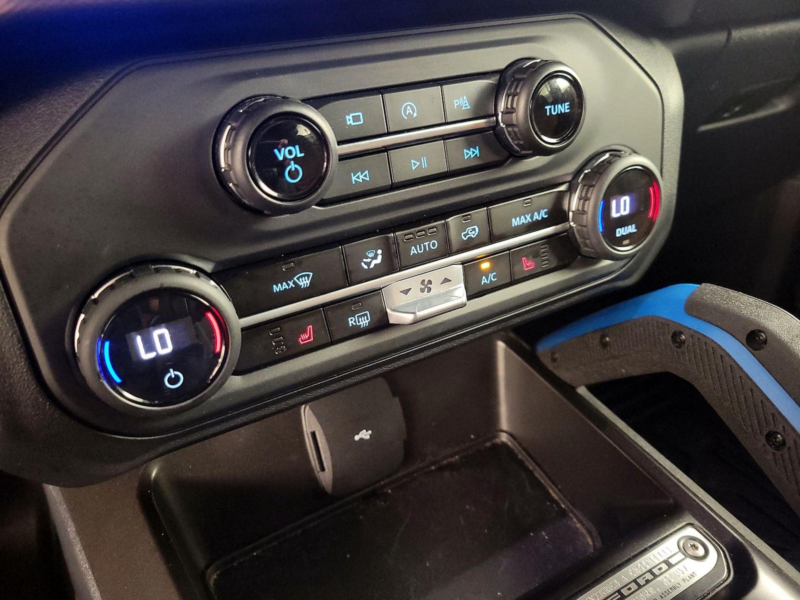 2023 Ford Bronco 4-Door Outer Banks - Photo 18