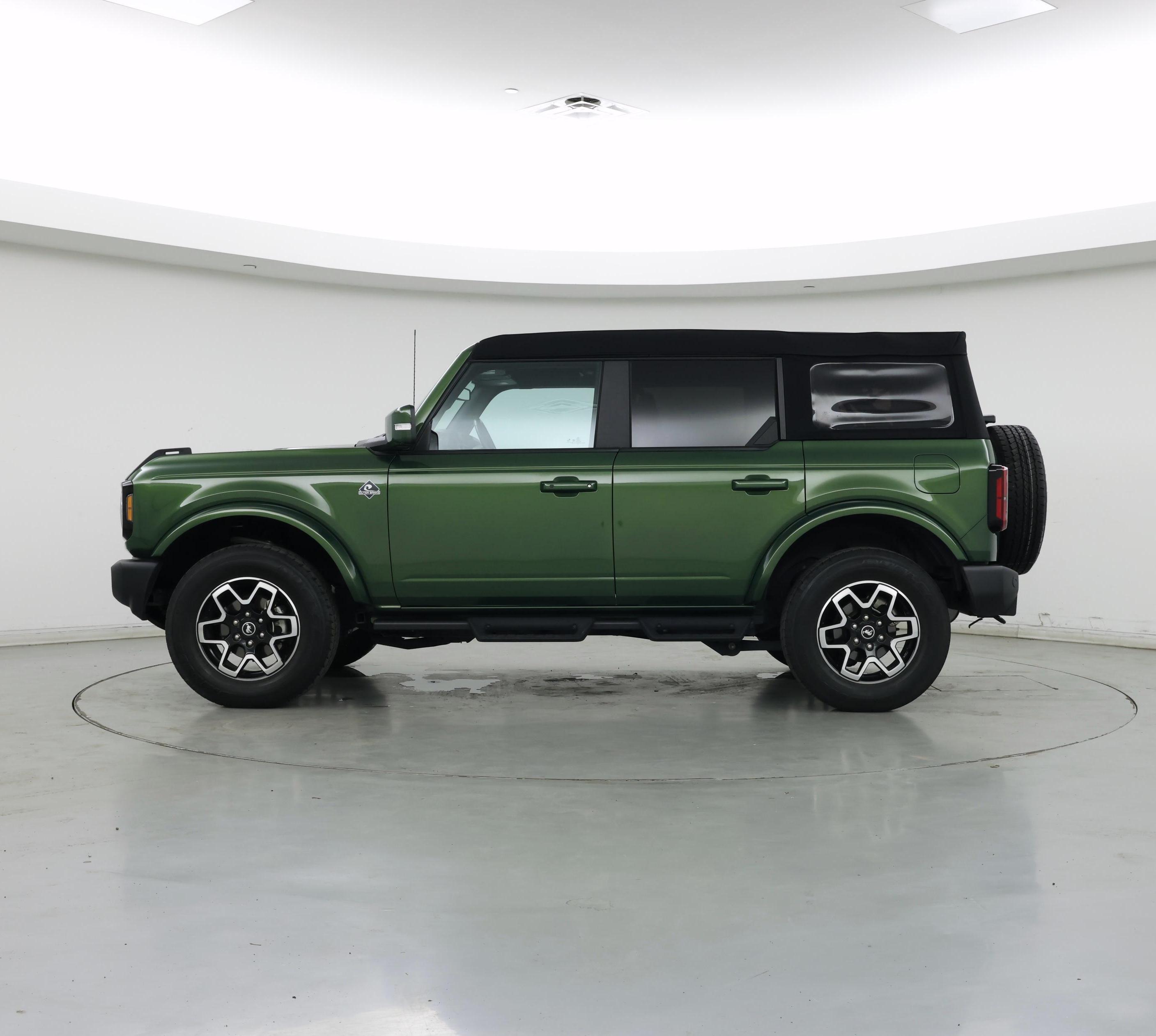 Thumbnail: 2023 Ford Bronco - 3