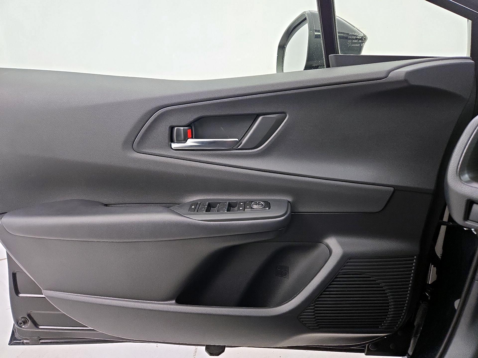 Thumbnail: 2025 Toyota Prius - 12