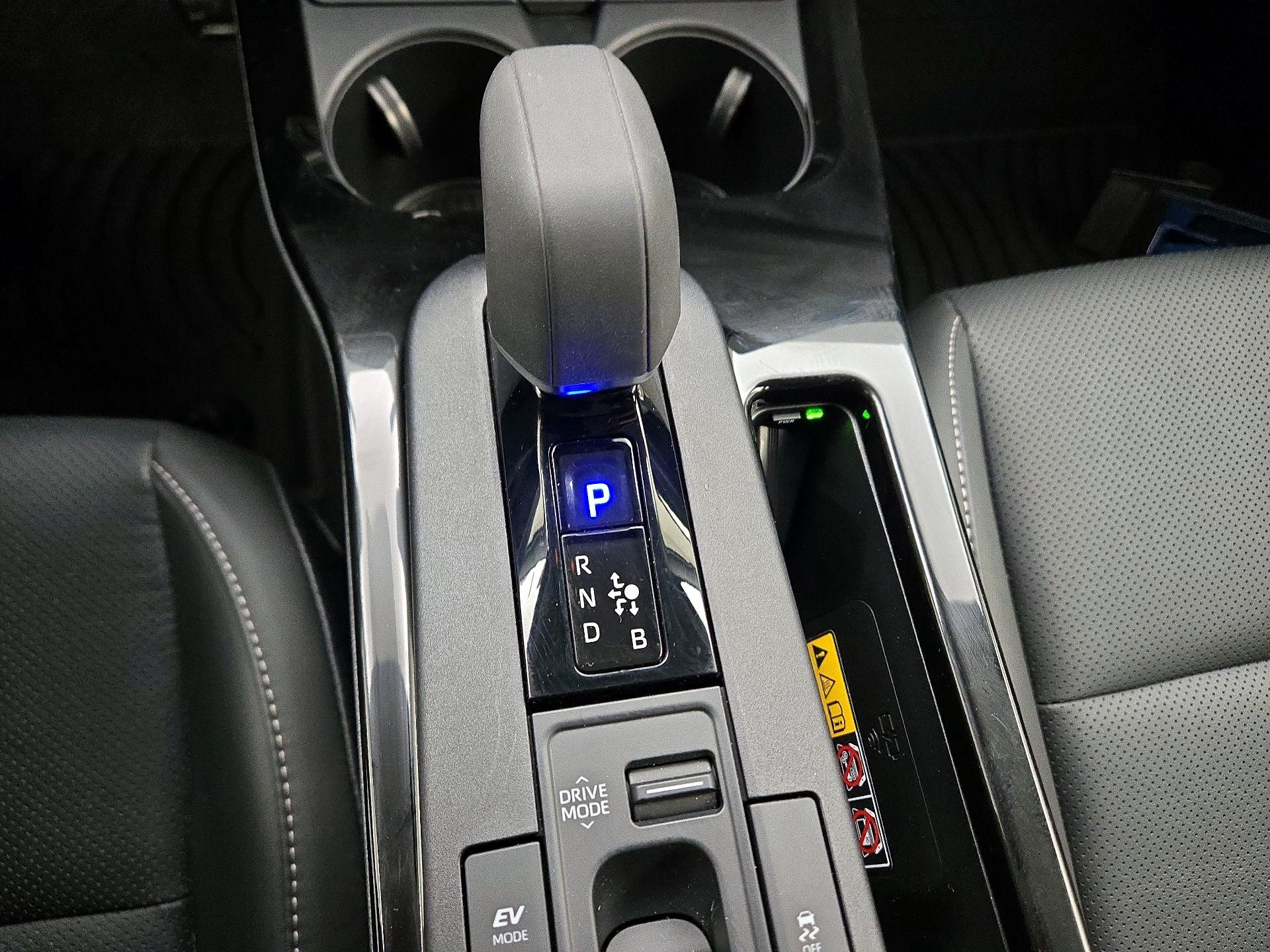 Thumbnail: 2025 Toyota Prius - 17