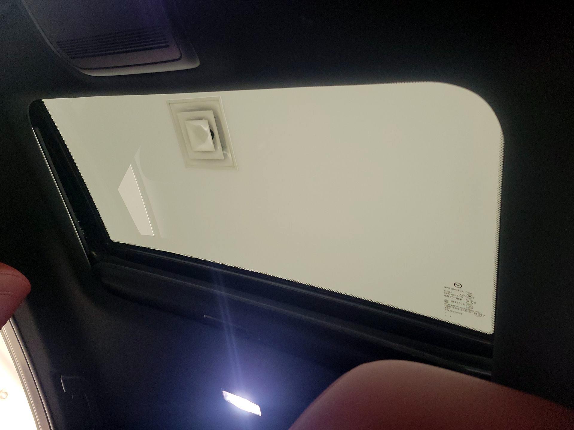 Thumbnail: 2019 Mazda Mazda3 - 18