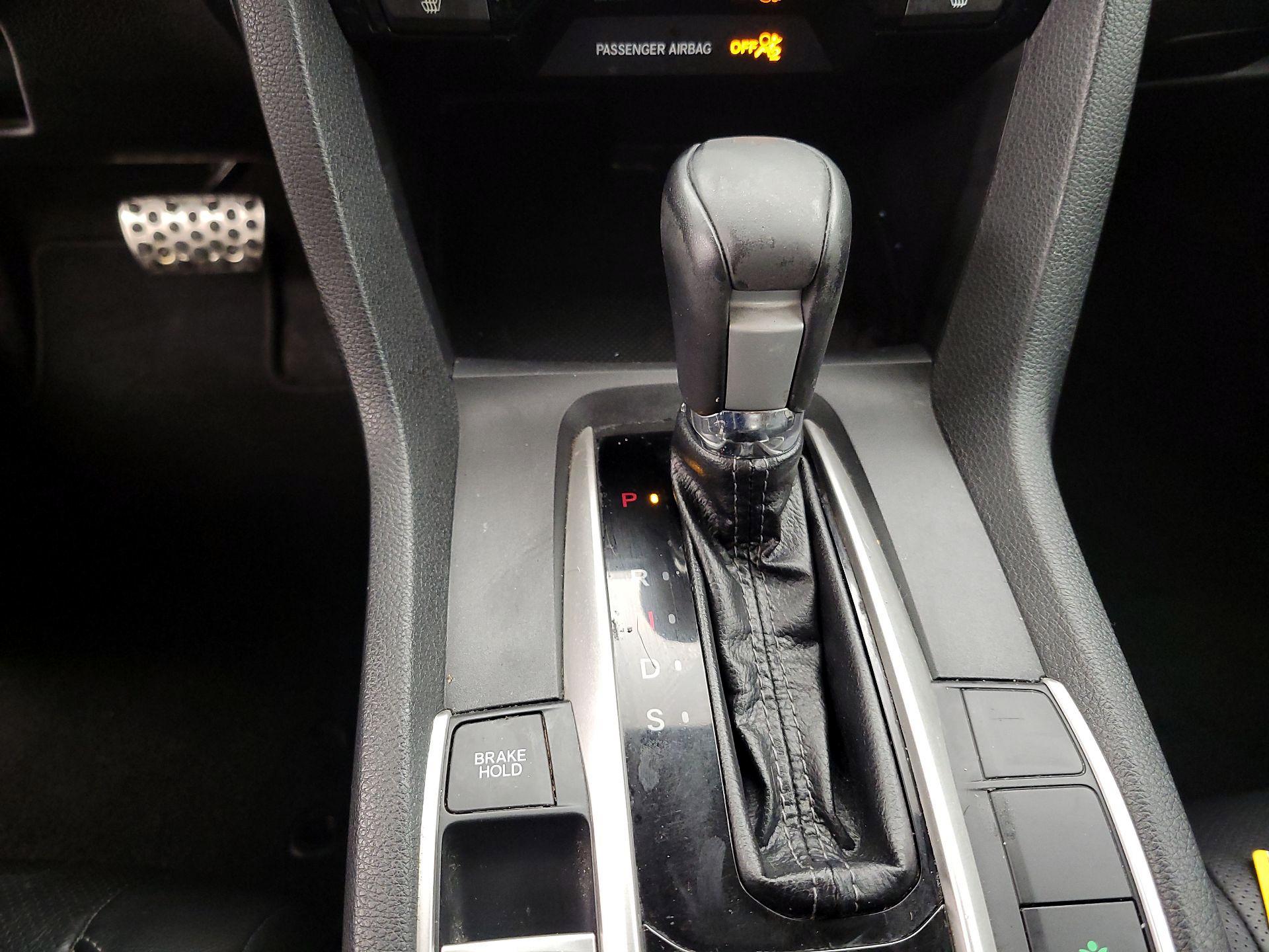 Thumbnail: 2020 Honda Civic - 18