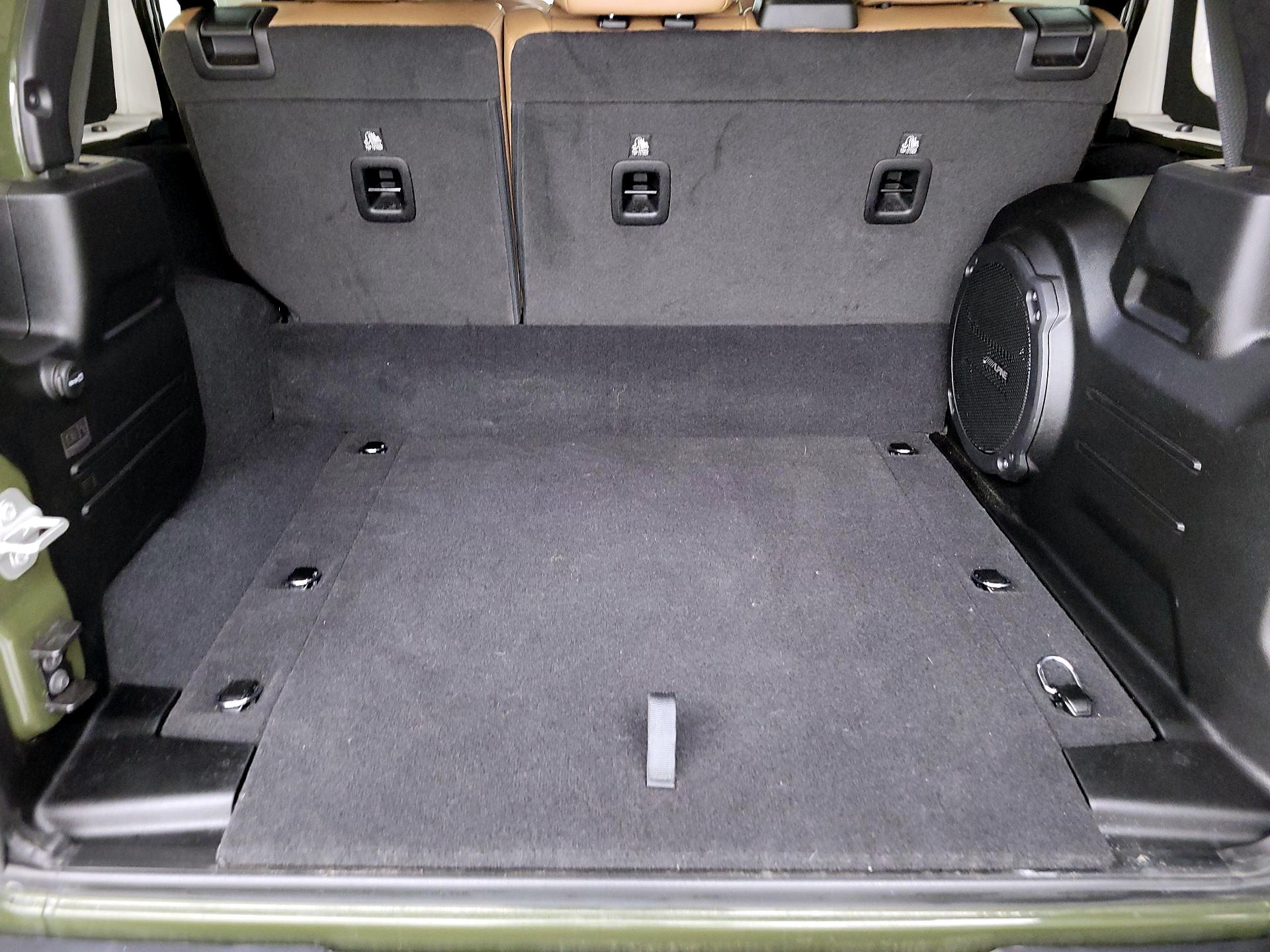 Thumbnail: 2023 Jeep Wrangler - 20