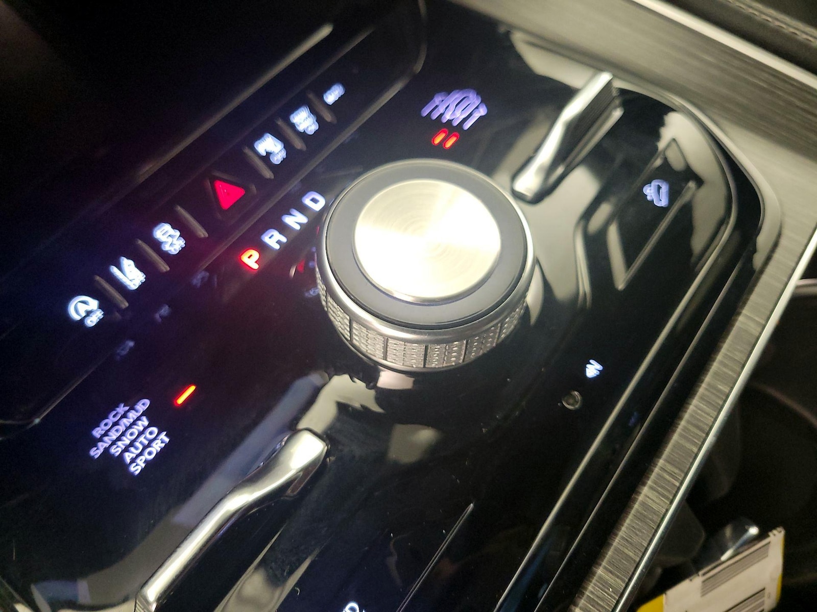 2023 Jeep Wagoneer Series III - Photo 19