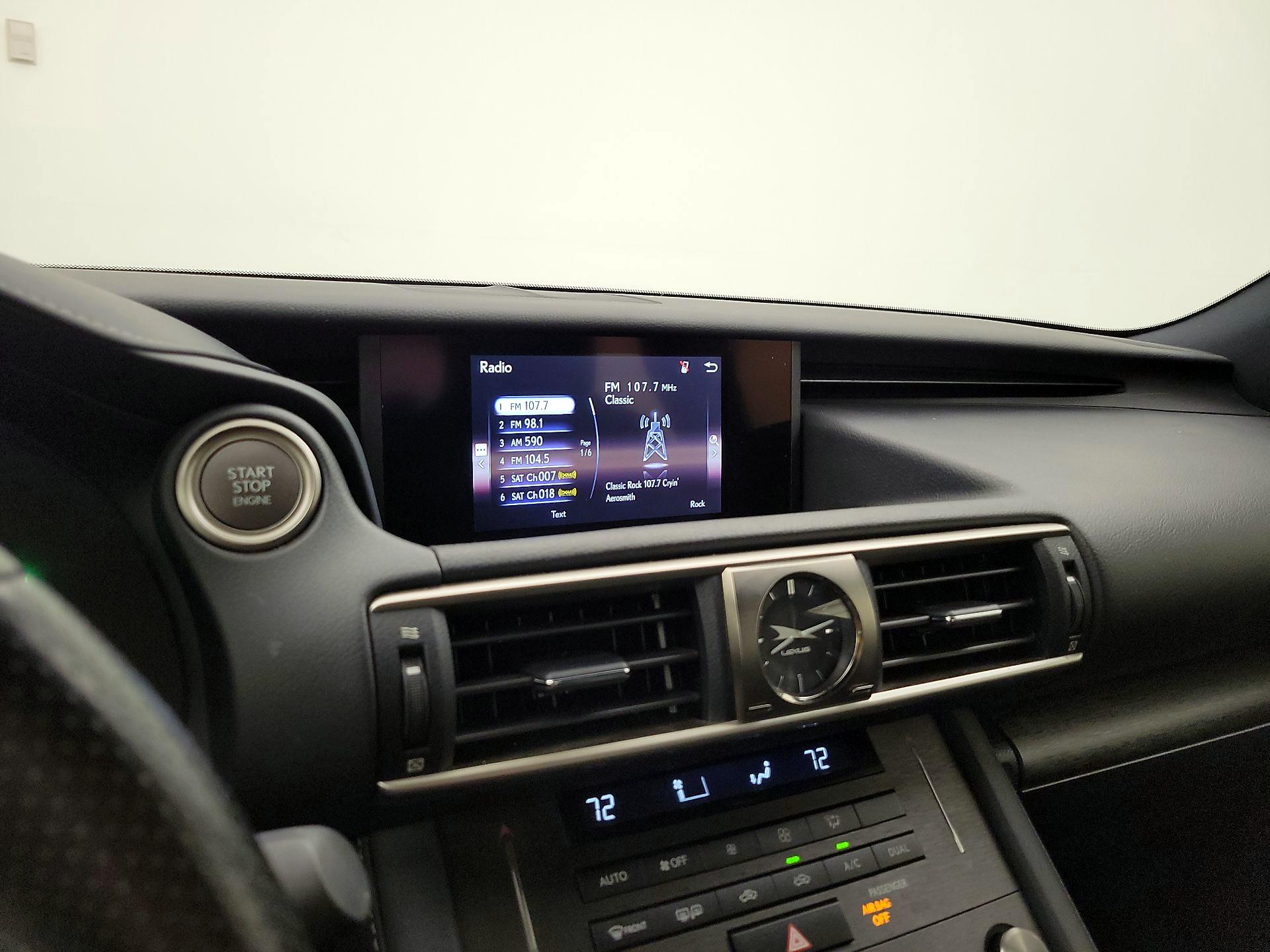 Thumbnail: 2020 Lexus IS - 15