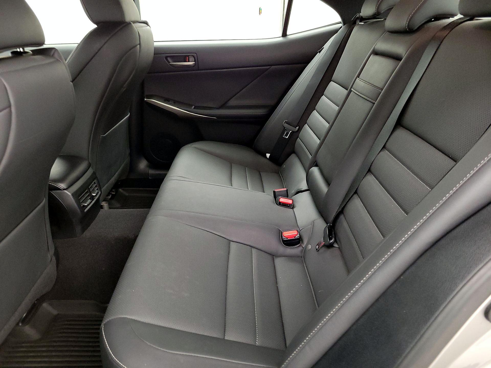 Thumbnail: 2020 Lexus IS - 19