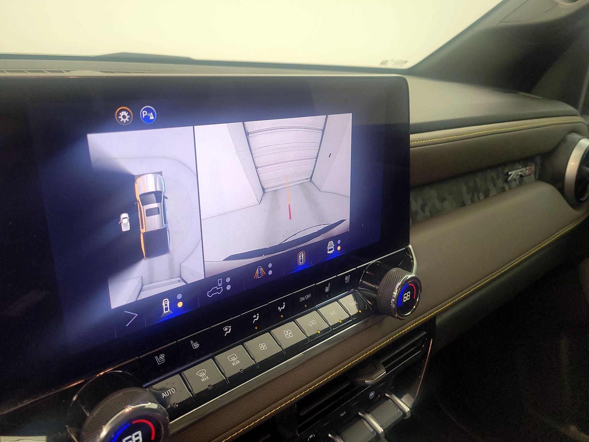 Thumbnail: 2025 Chevrolet Colorado - 14