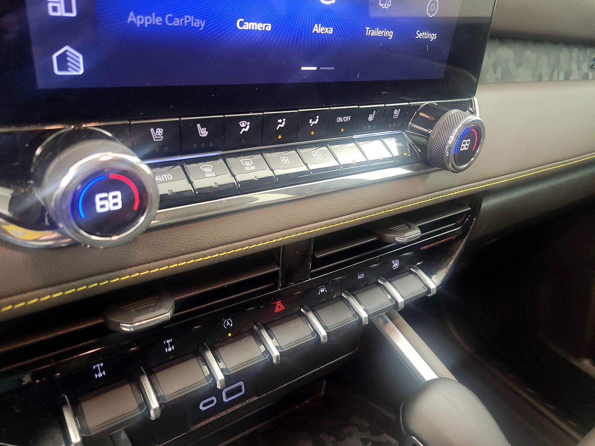 Thumbnail: 2025 Chevrolet Colorado - 16