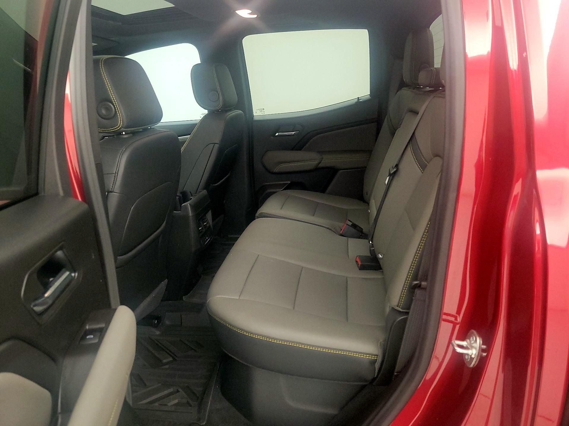 Thumbnail: 2025 Chevrolet Colorado - 20