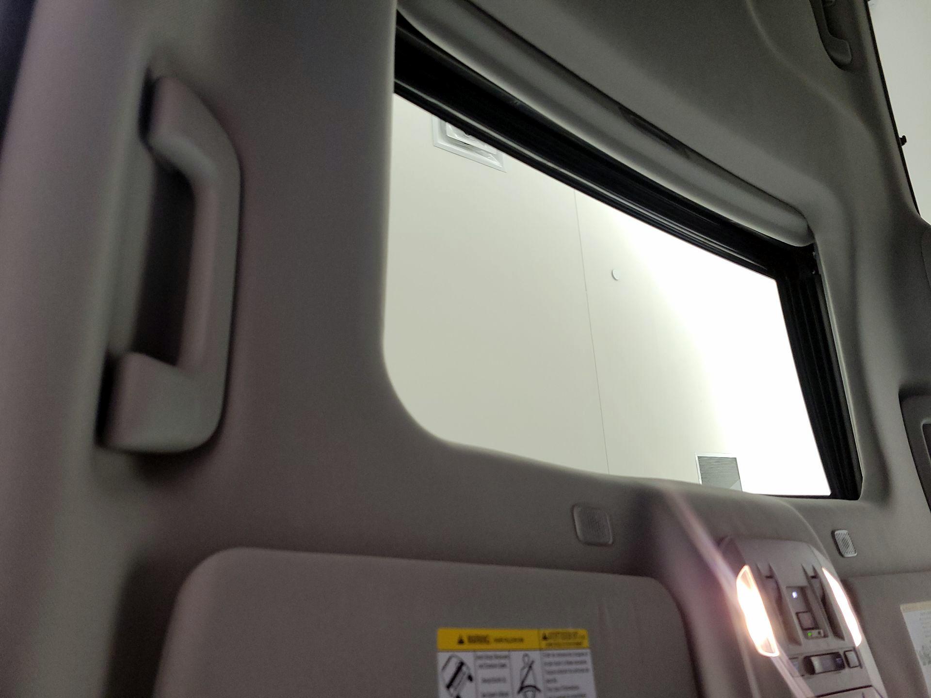 Thumbnail: 2025 Toyota Highlander - 19