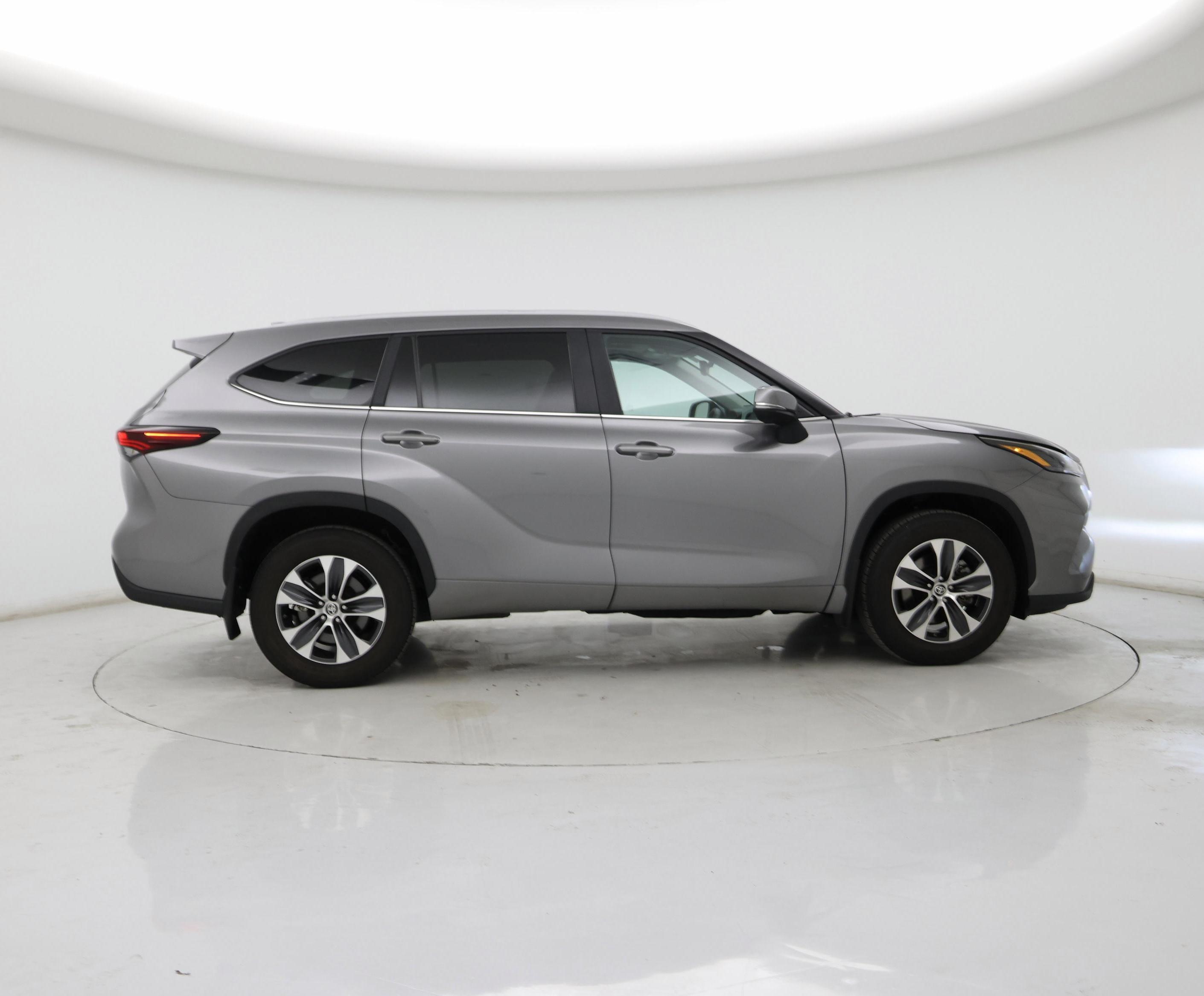 Thumbnail: 2025 Toyota Highlander - 7