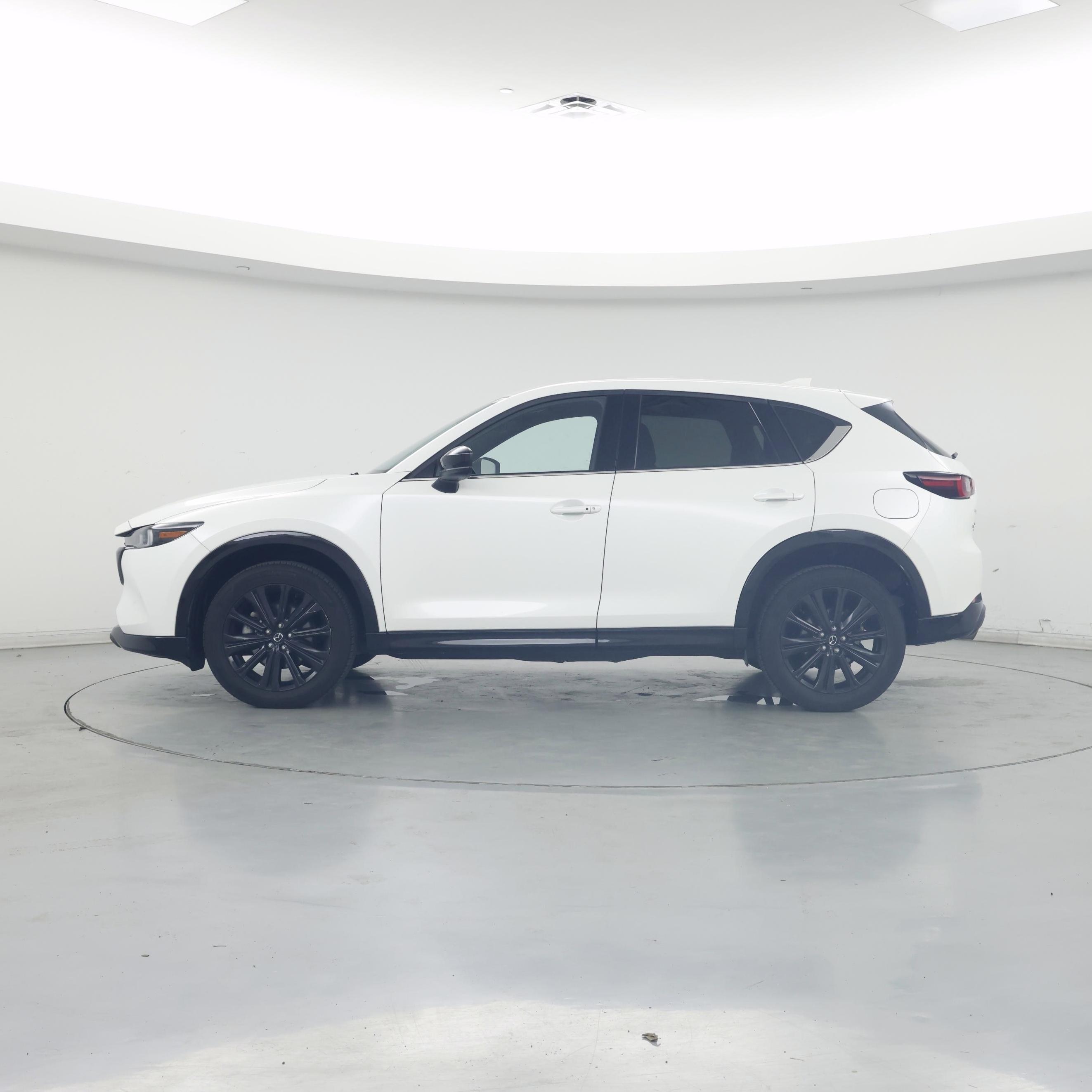 Thumbnail: 2022 Mazda CX-5 - 3