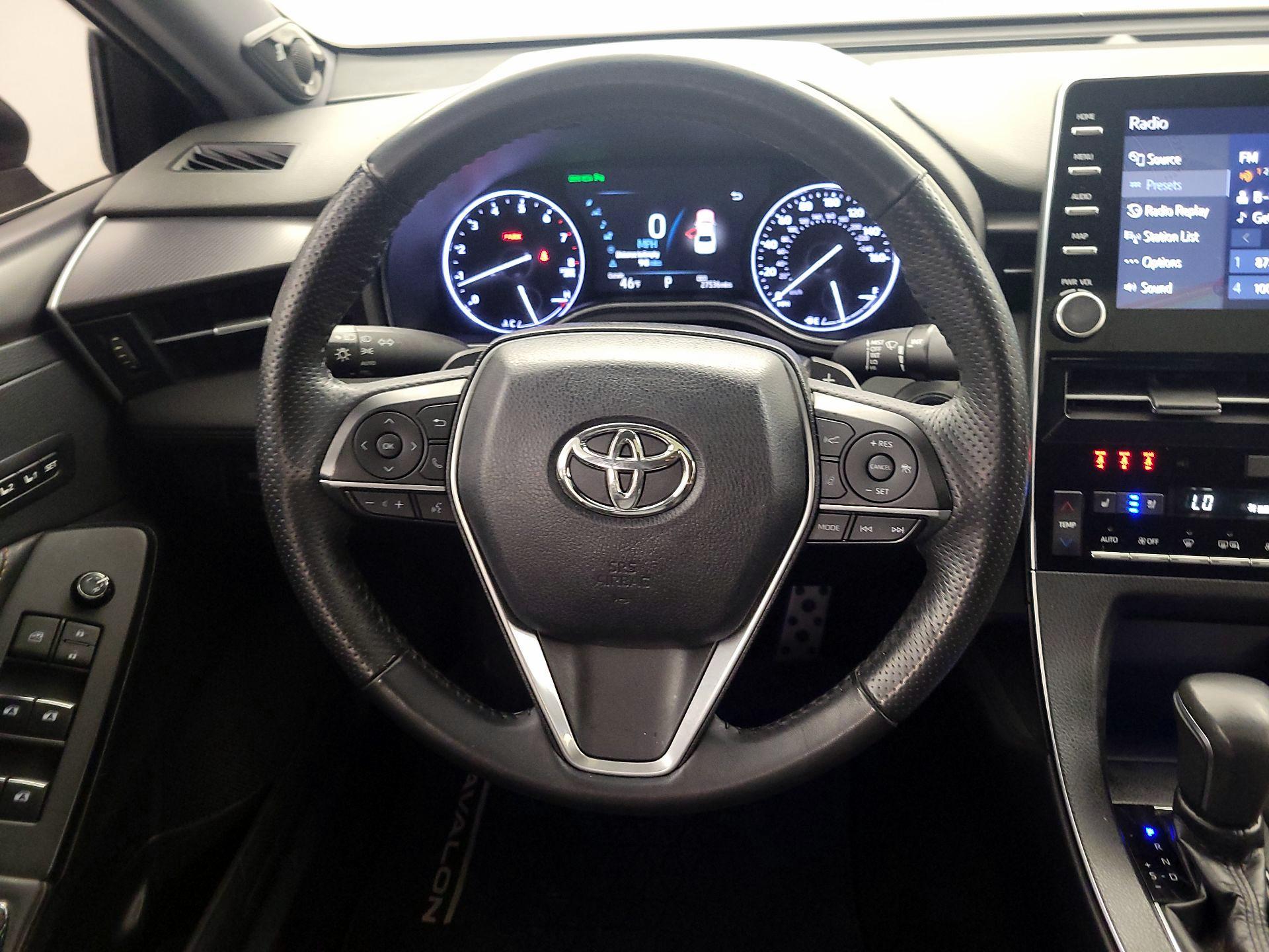 Thumbnail: 2019 Toyota Avalon - 10