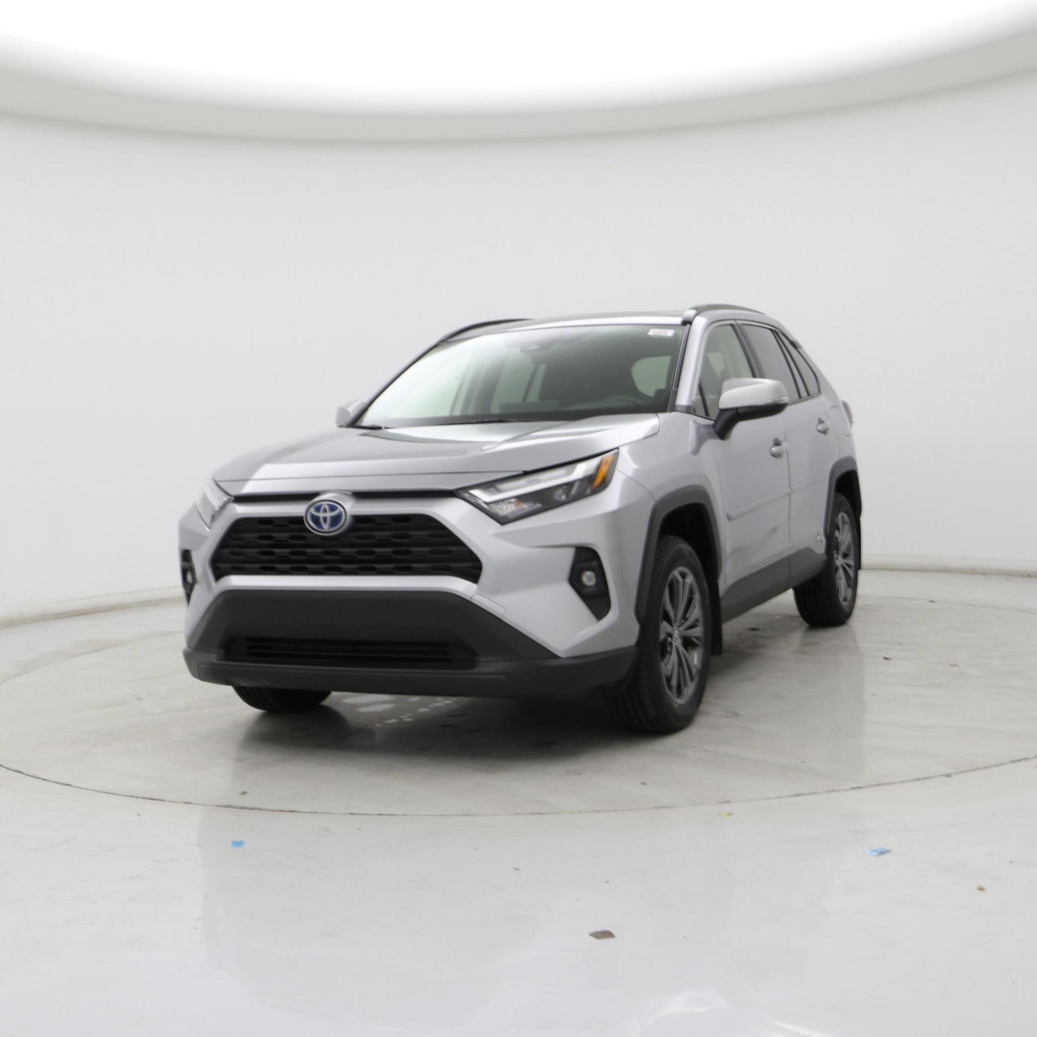 Thumbnail: 2022 Toyota RAV4 - 4