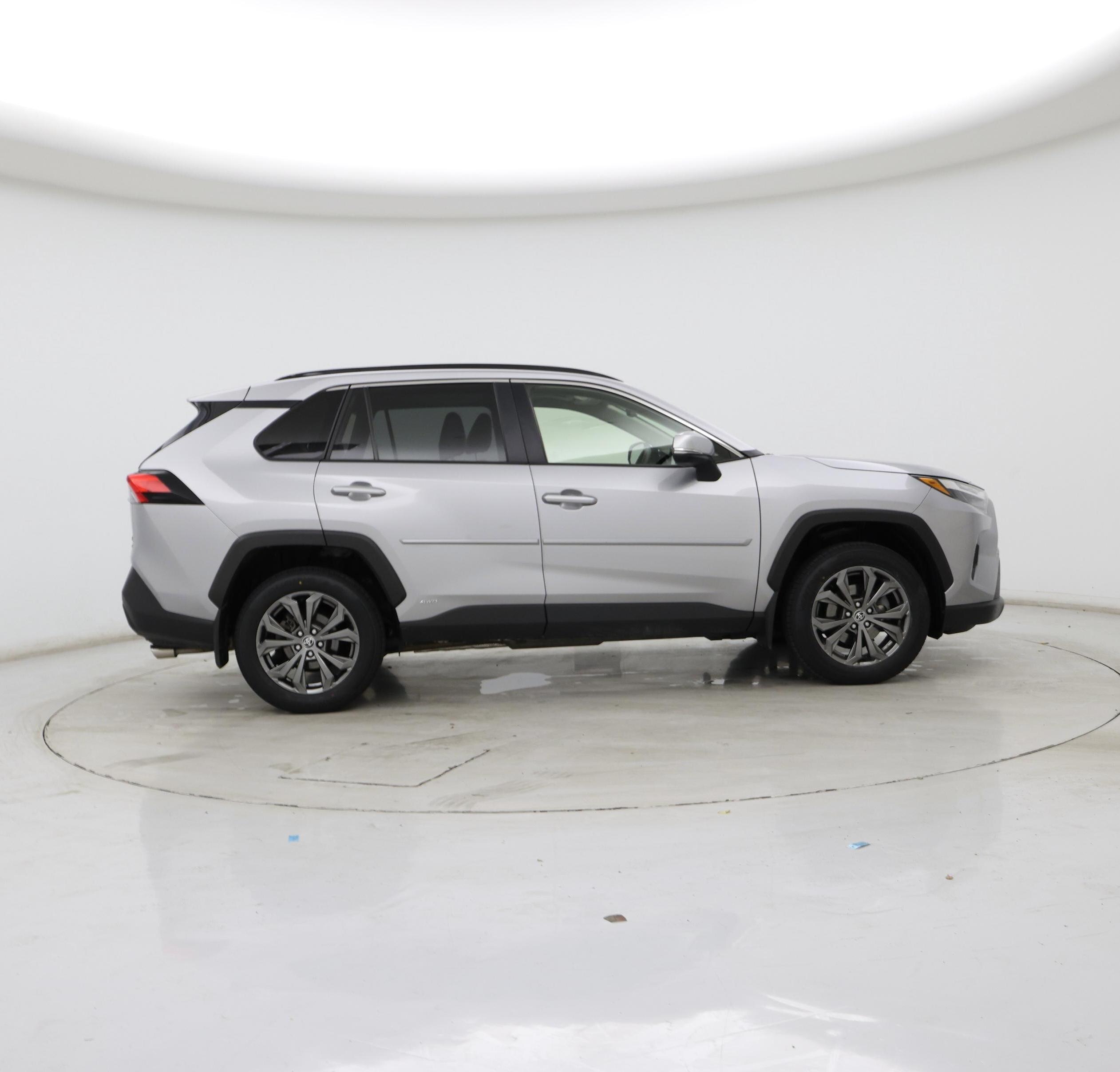 Thumbnail: 2022 Toyota RAV4 - 7