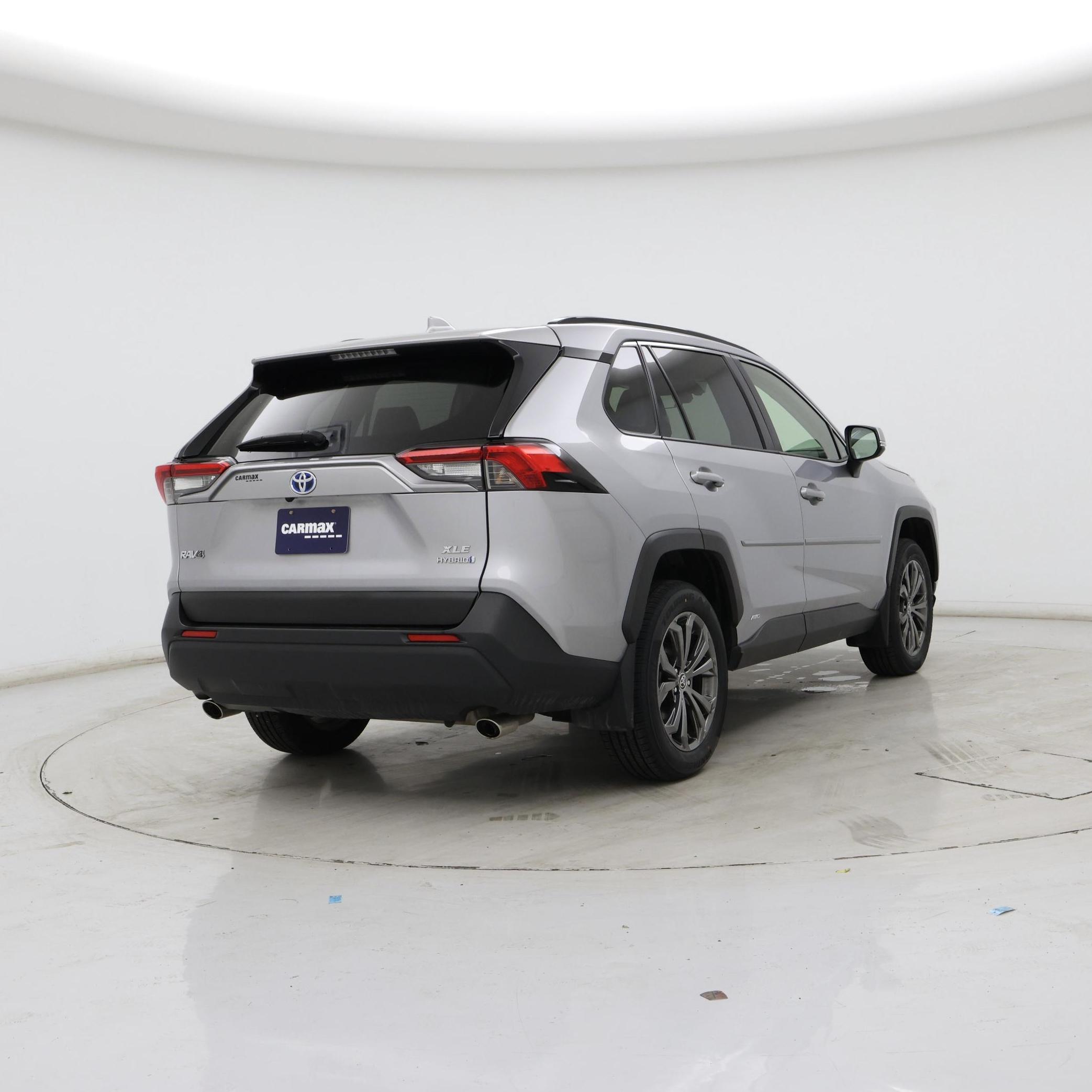 Thumbnail: 2022 Toyota RAV4 - 8