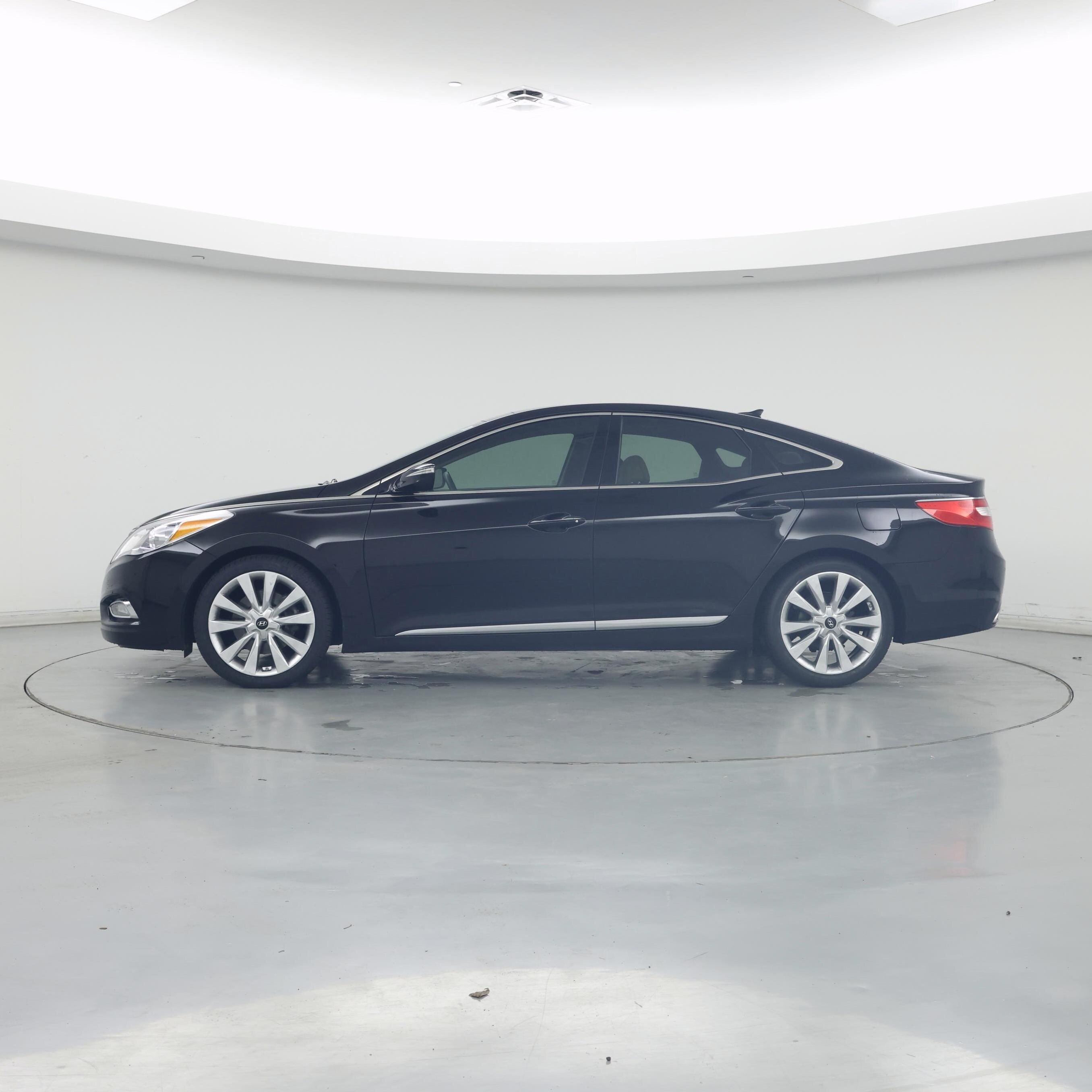 Thumbnail: 2014 Hyundai Azera - 3